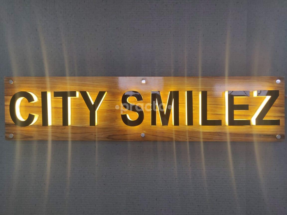Reception at City Smilez Multispeciality Dental Clinic Gurgaon Sector 82 Gurgaon