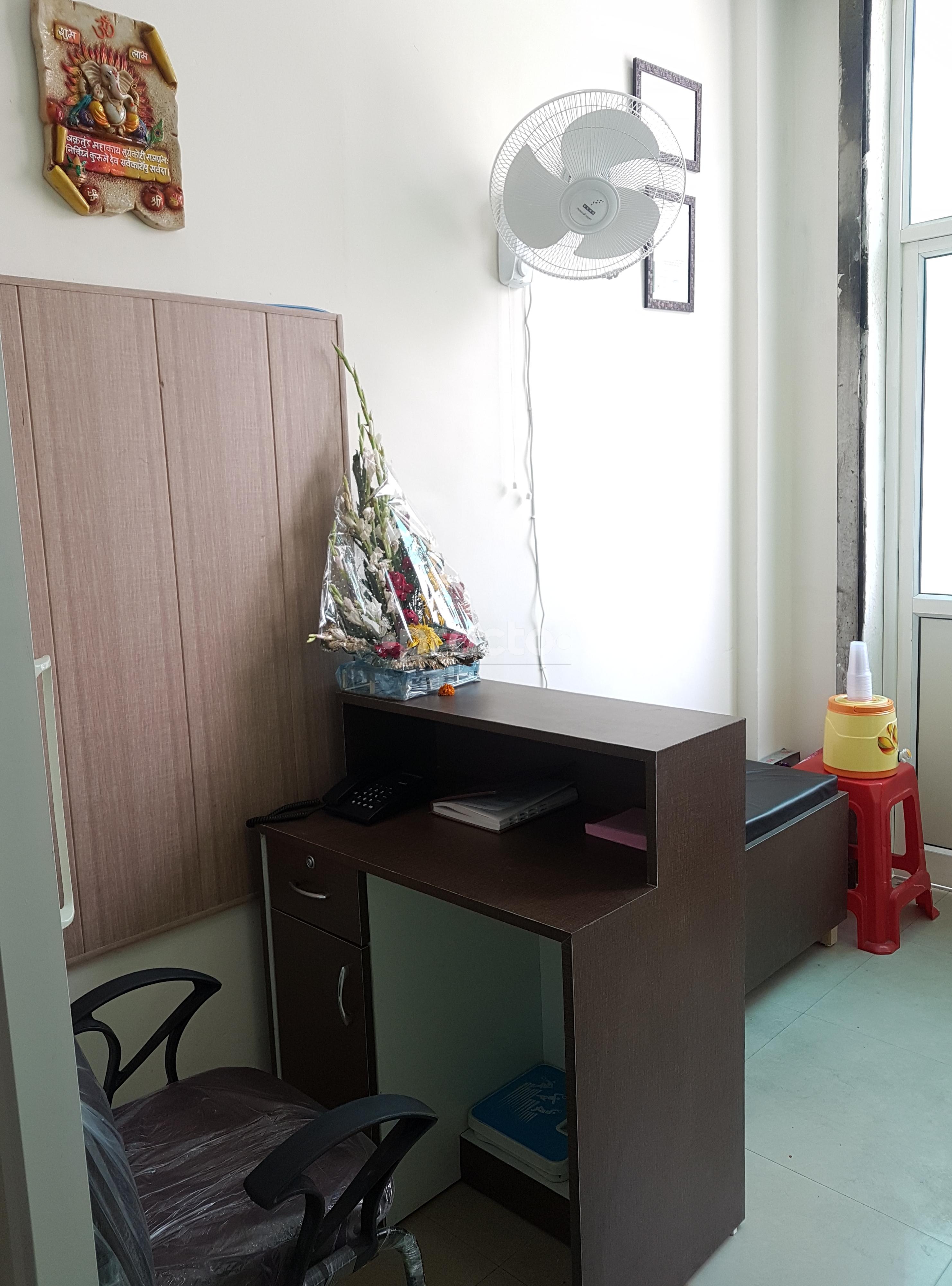 Reception at Joint Replacement & SportsMed Clinic Sector 117 Noida