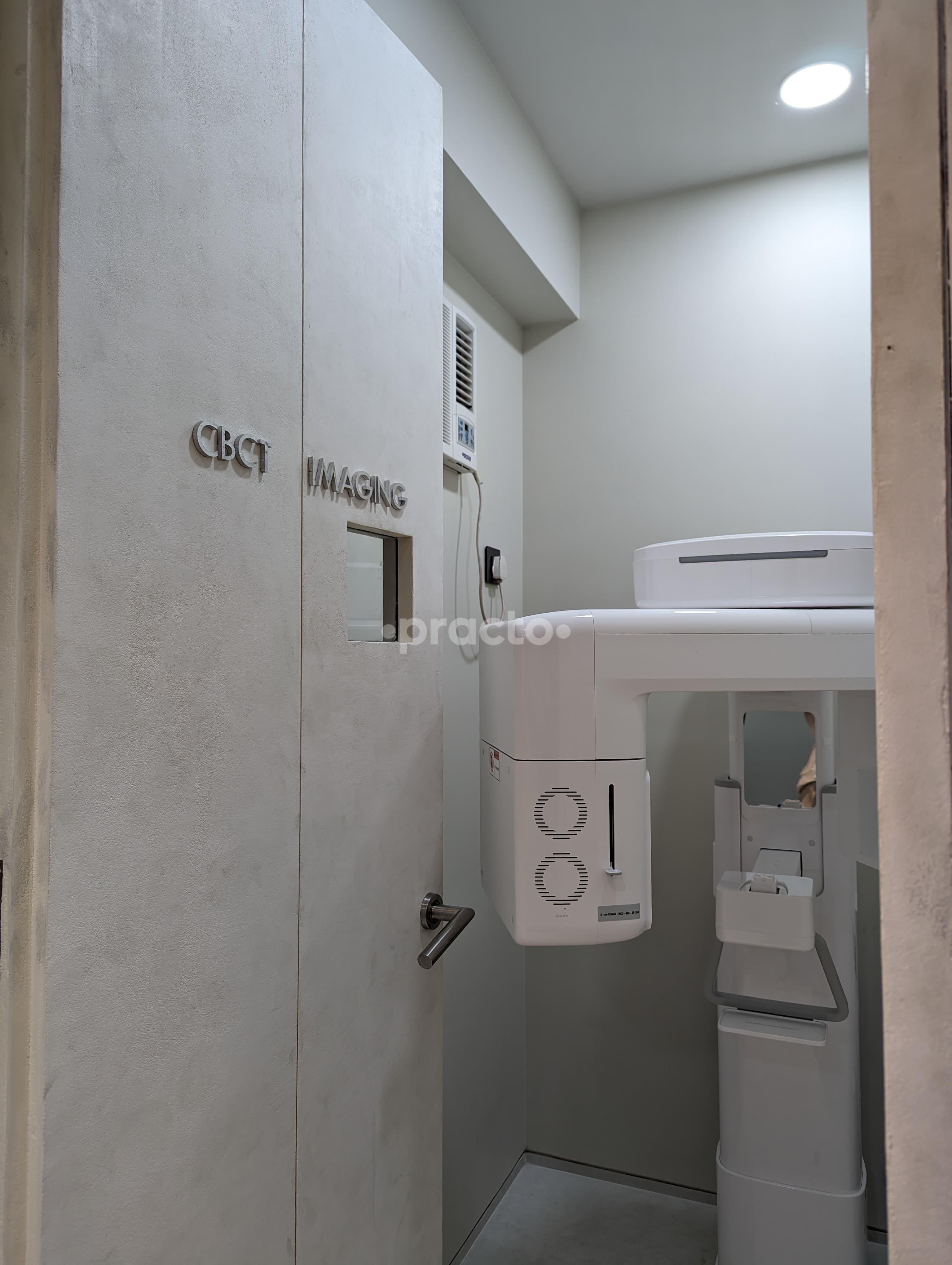 X-Ray Room at Parekh's Dental Clinic Matunga Mumbai