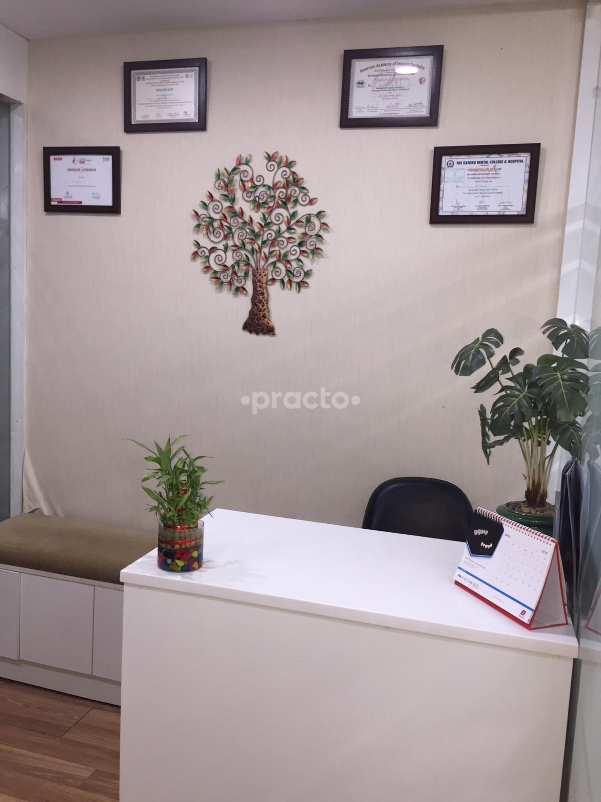 Reception at Root to Crowns - RCT Dental Inn Sarjapur Road Bangalore