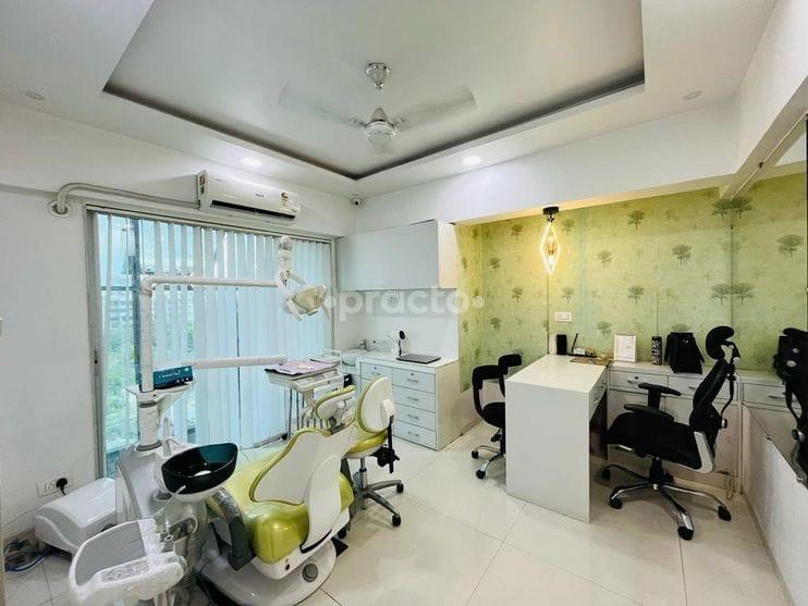 OPD/Ward at Roshni Aesthetic Dental Clinic Mira Road Mumbai