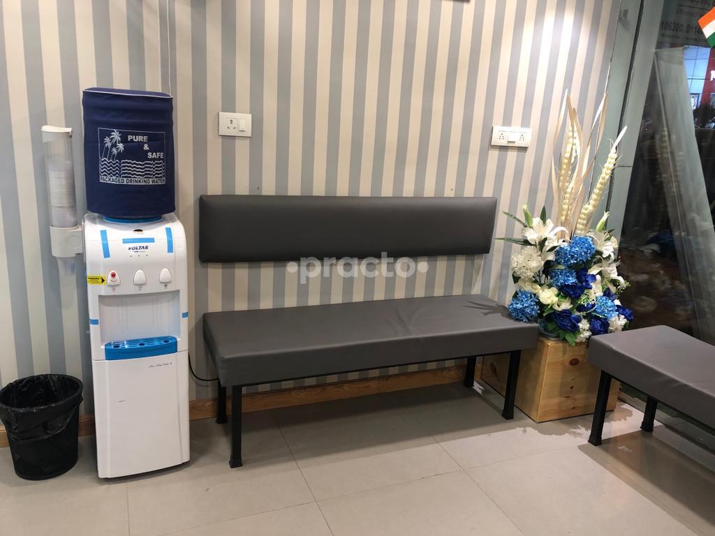 Waiting Area at Delhi Bone And Joint Clinic Janakpuri Delhi