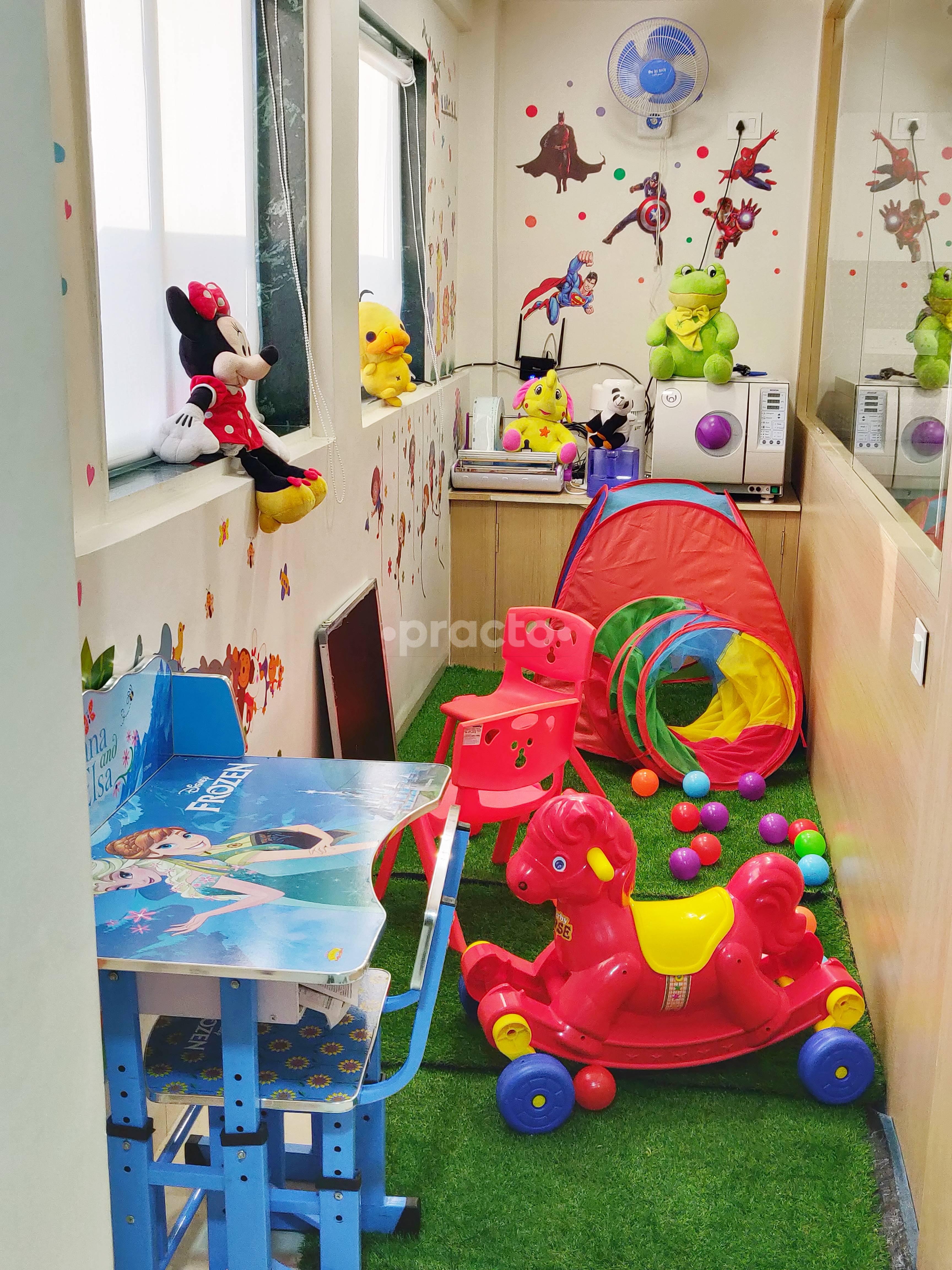 Waiting Area at Smile Krafters Dental Clinic Kopar Khairne Navi Mumbai