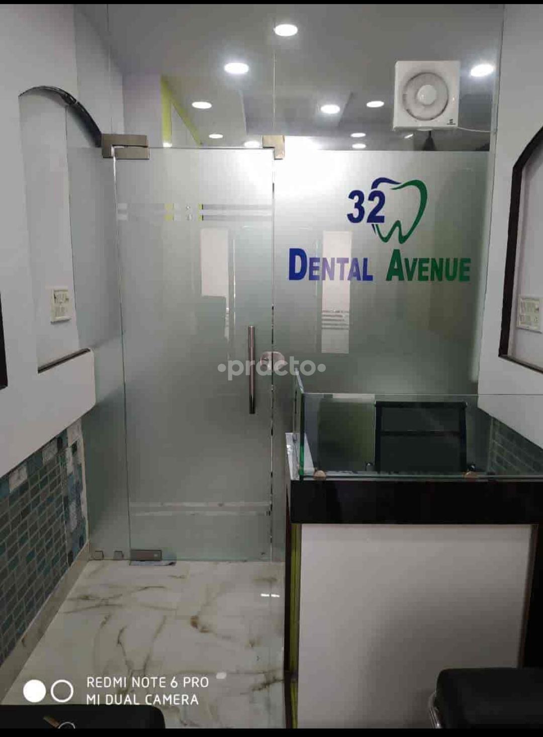 Reception Area at 32 Dental Avenue Rohini Delhi
