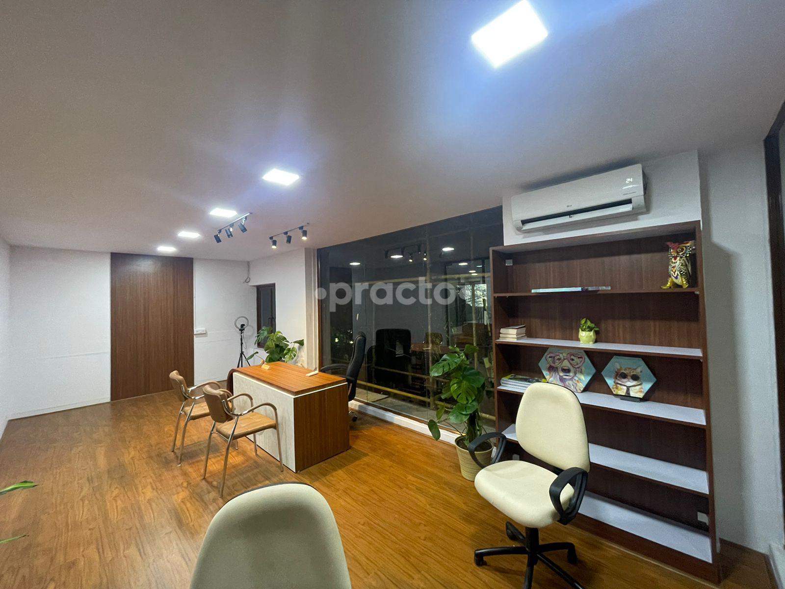 Consultation Room at Varsha's ONP Sterling Road Chennai