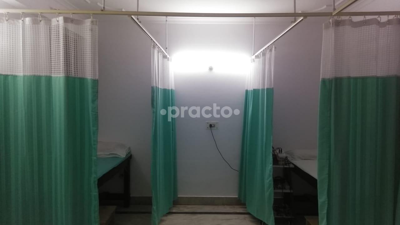 Entrance at Dr. Sarwar Physiotherapy and Rehabilitation Center Janakpuri Delhi