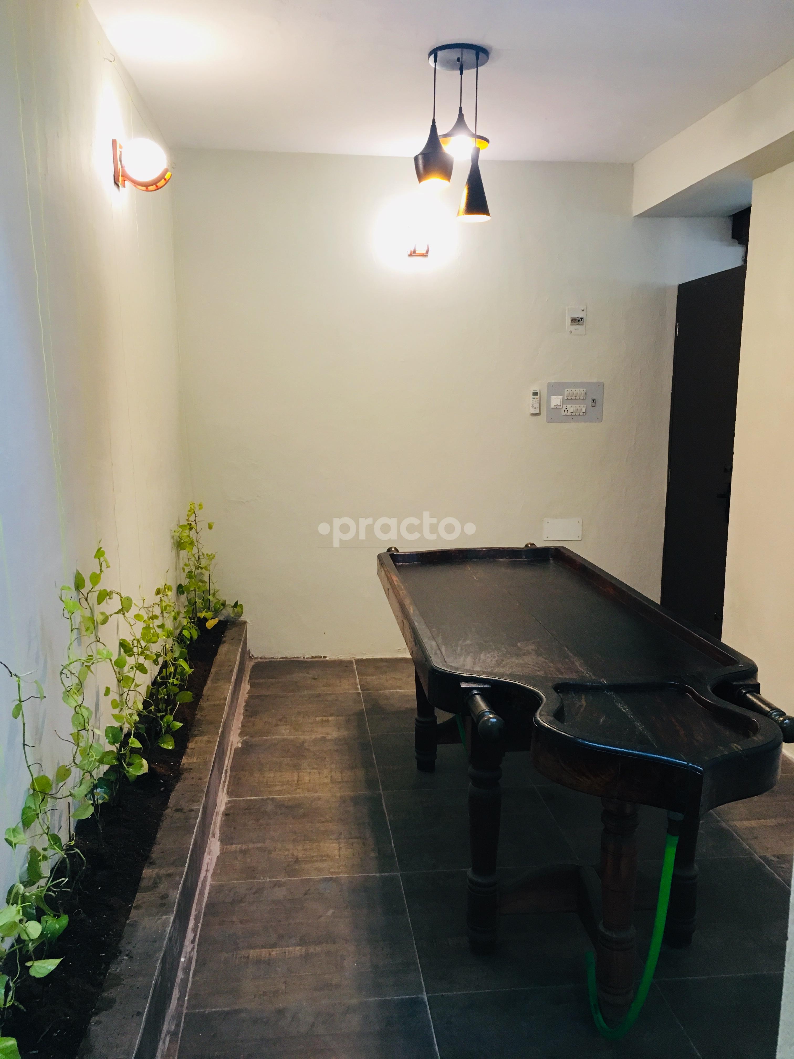 Therapy/Massage Room at Mooppan Ayurveda Coimbatore Ukkadam Coimbatore