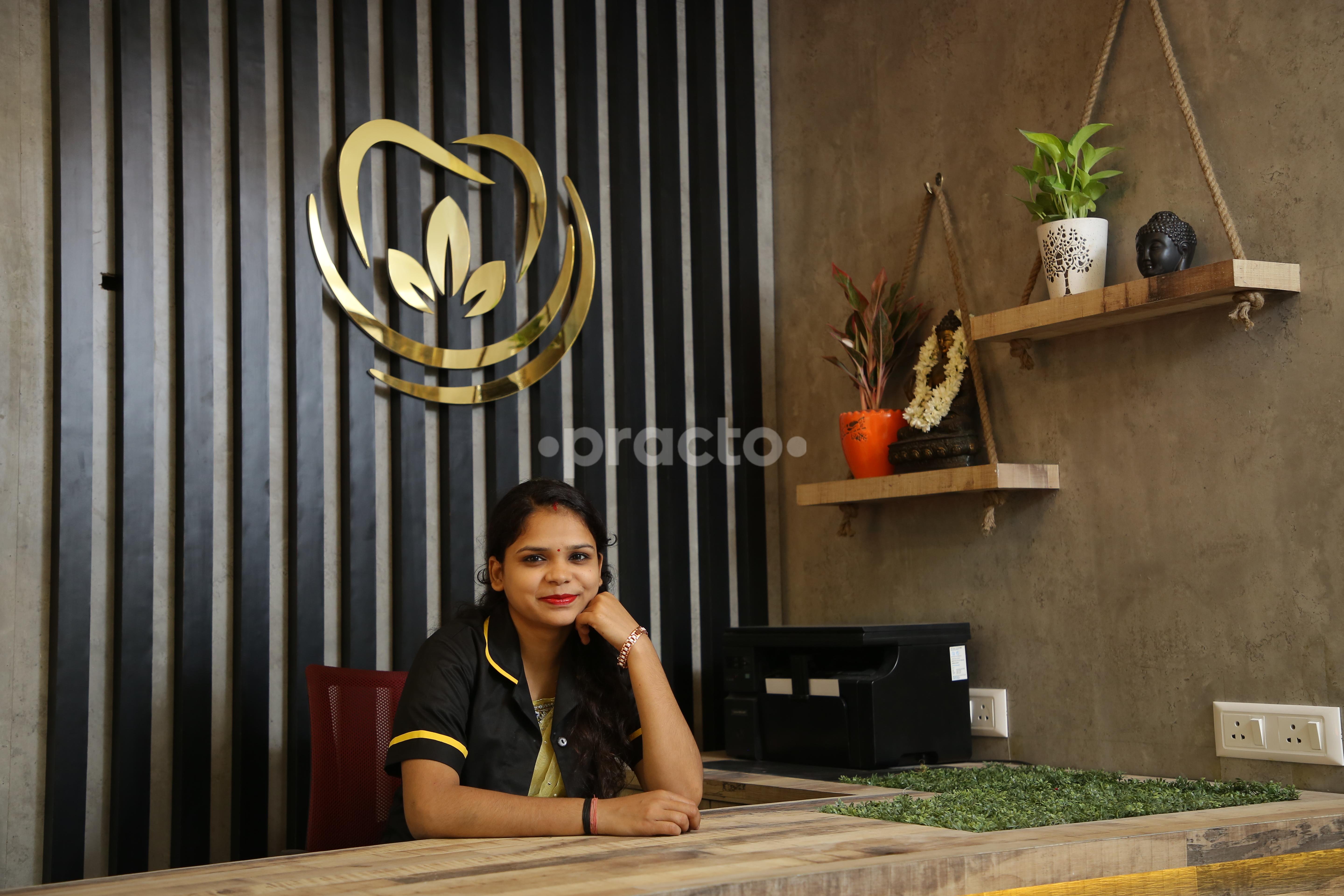 Reception at Veda Dentistry And Cosmetology AGCR Enclave Delhi