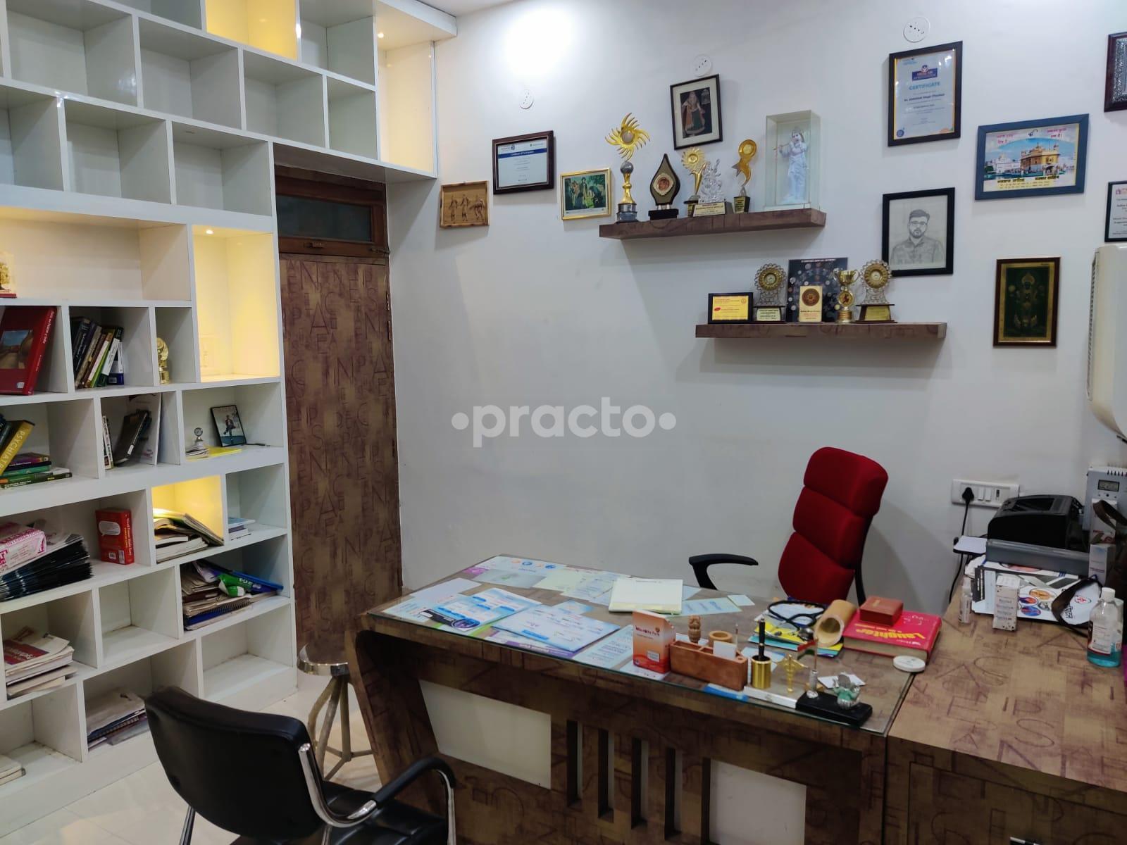 Dr Abhishek Singh Chauhan's Clinic Shyam Nagar Kanpur