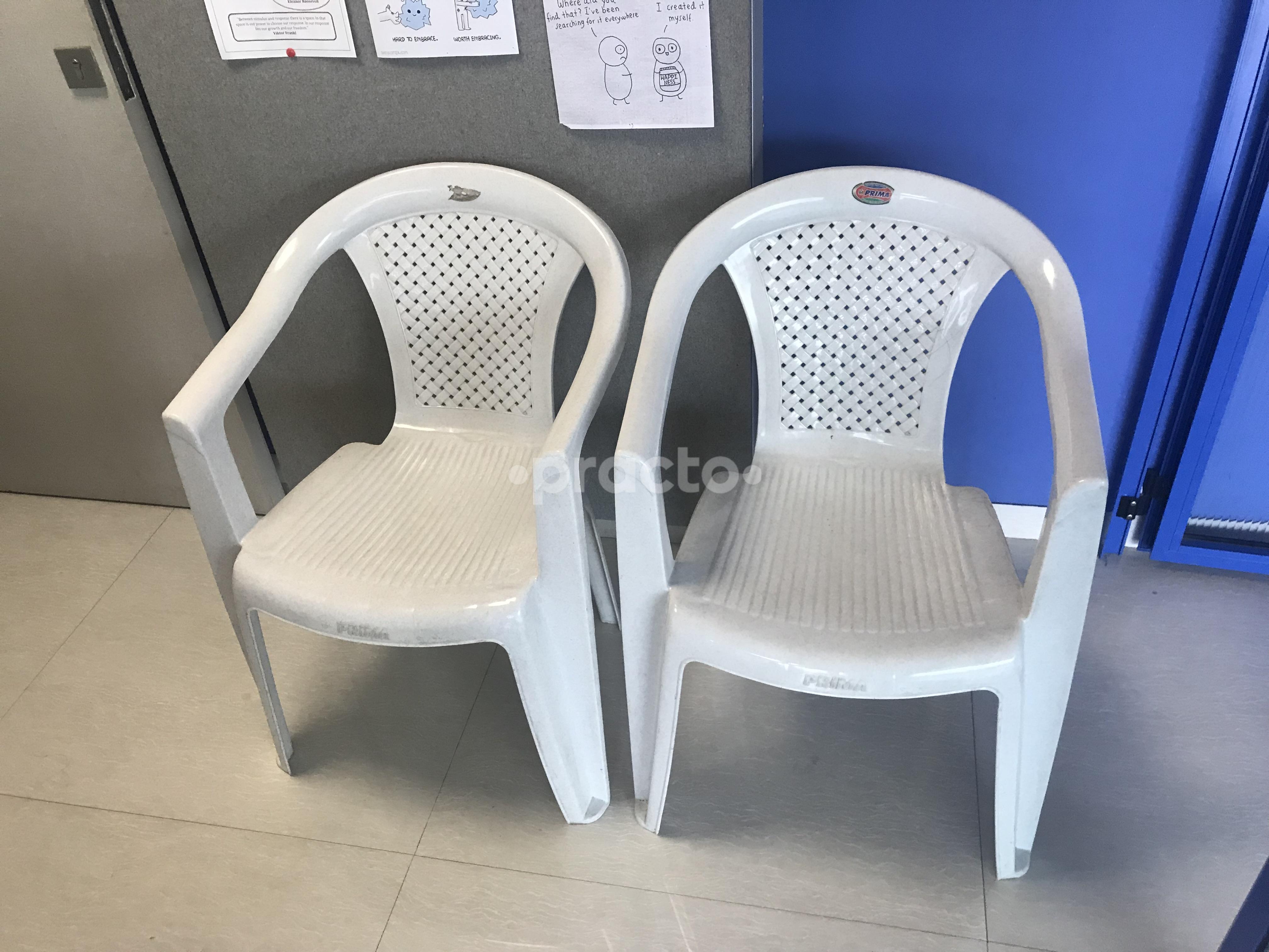 Waiting Area at In Vivo Clinic Vileparle East Mumbai