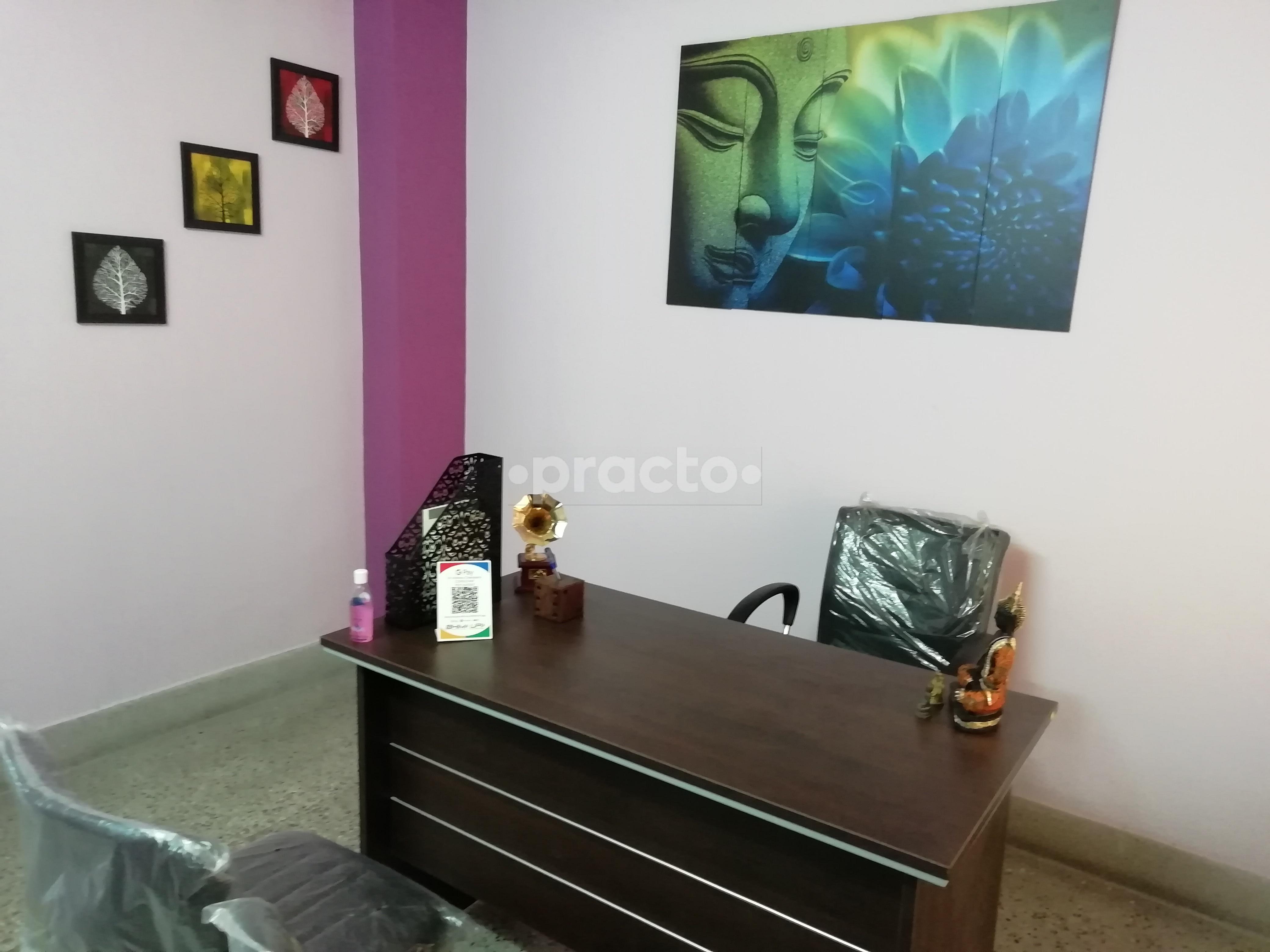 Consultation Room at Dr Krishanu Chakrabarty's Clinic Dumdum Kolkata
