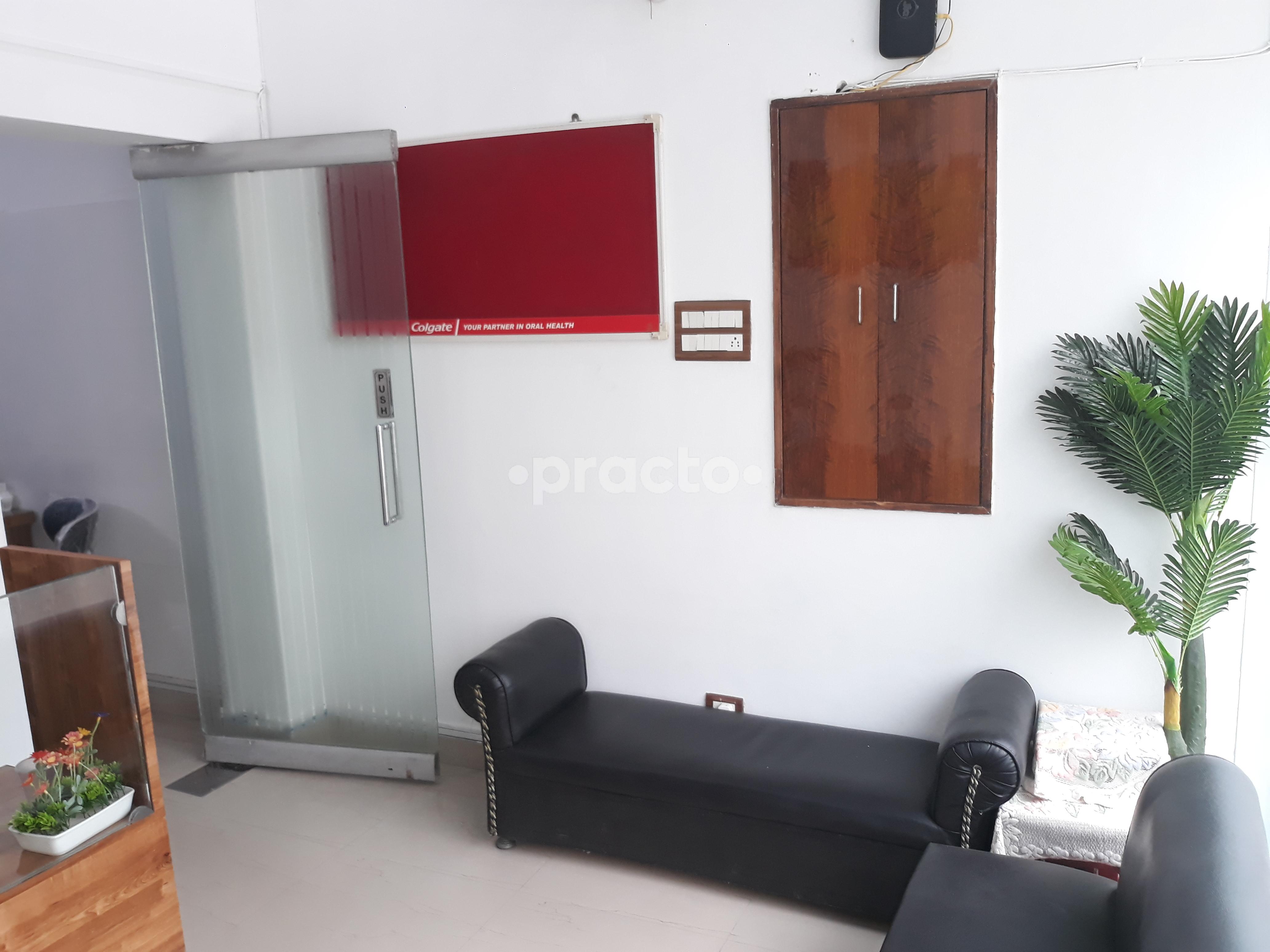 Waiting Area at Dr. Buttan'S Dental Care Rajouri Garden Delhi