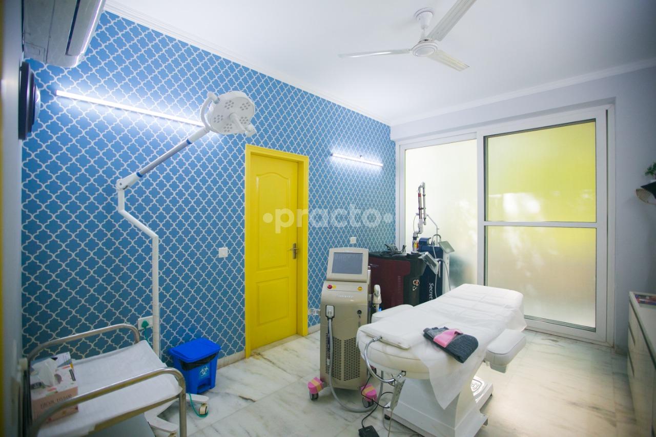 Operation Room at Skinzest Sushant Lok I Gurgaon