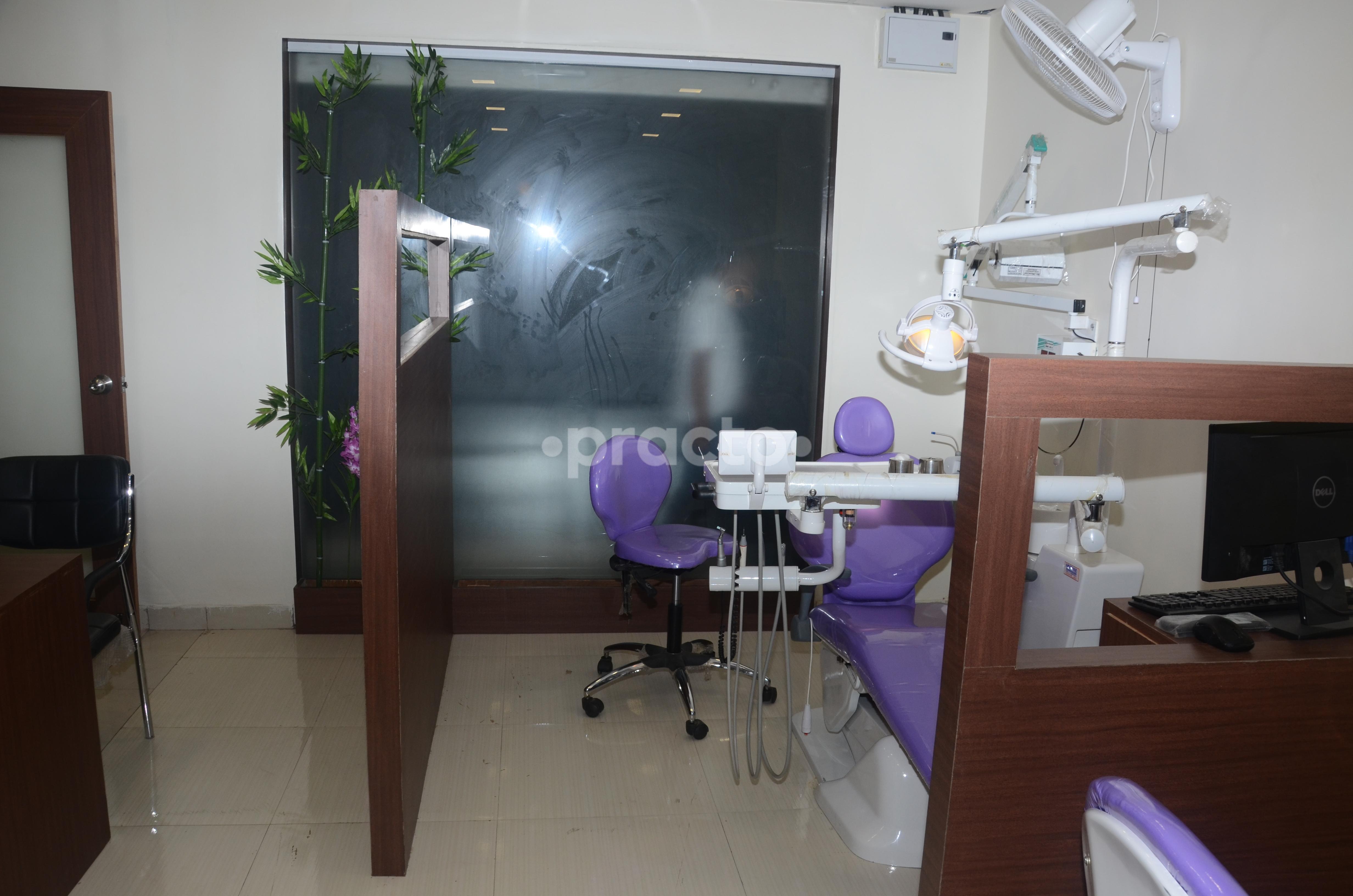 Consultation Room at Dr. Ashish Dental Clinic Keshav Nagar Pune