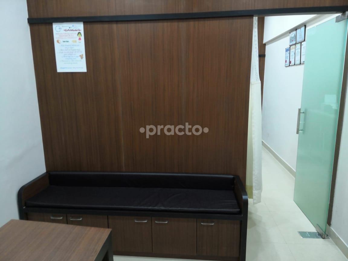 Waiting Area at RH Clinic Seawoods Navi Mumbai