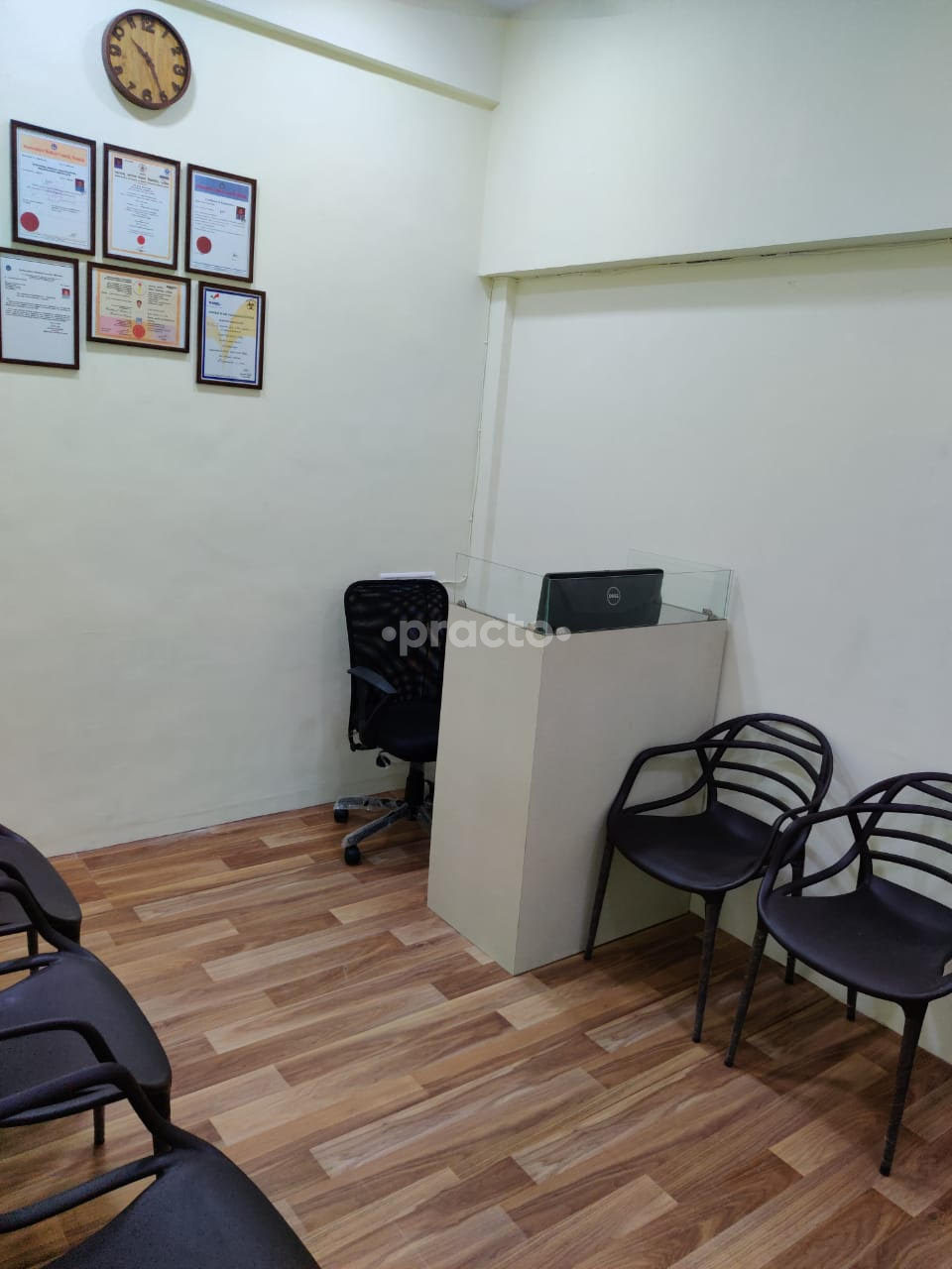 Reception at Trisense ENT Care Vashi Navi Mumbai