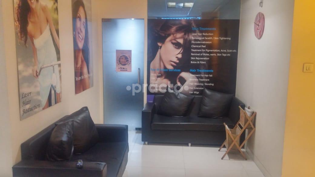 Reception at Artius Cosmetic And Plastic Surgery Center Baner Pune