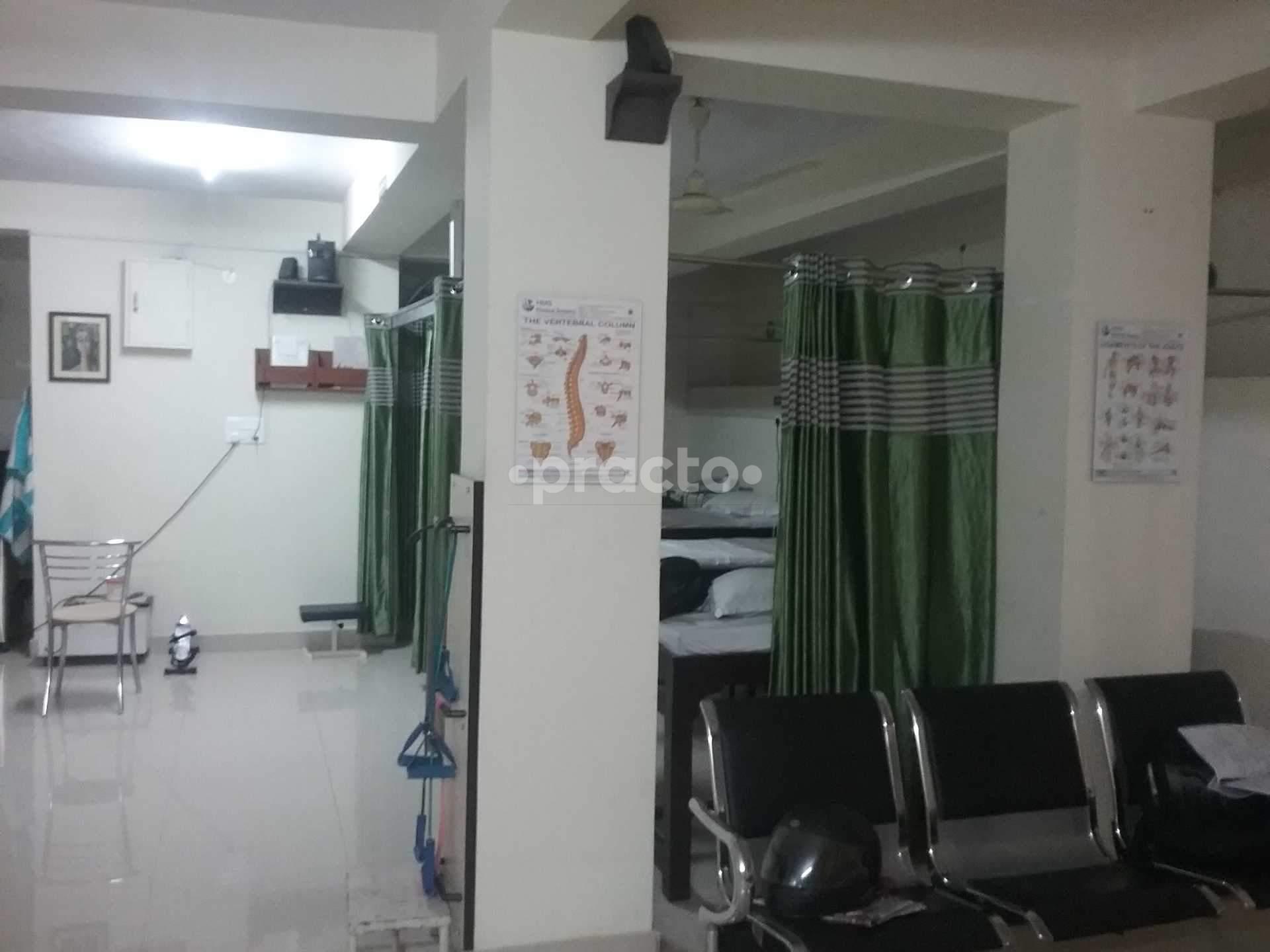 Waiting Area at Dynamic Physiotherapy & Sports Injury Centre Triveni Nagar Jaipur