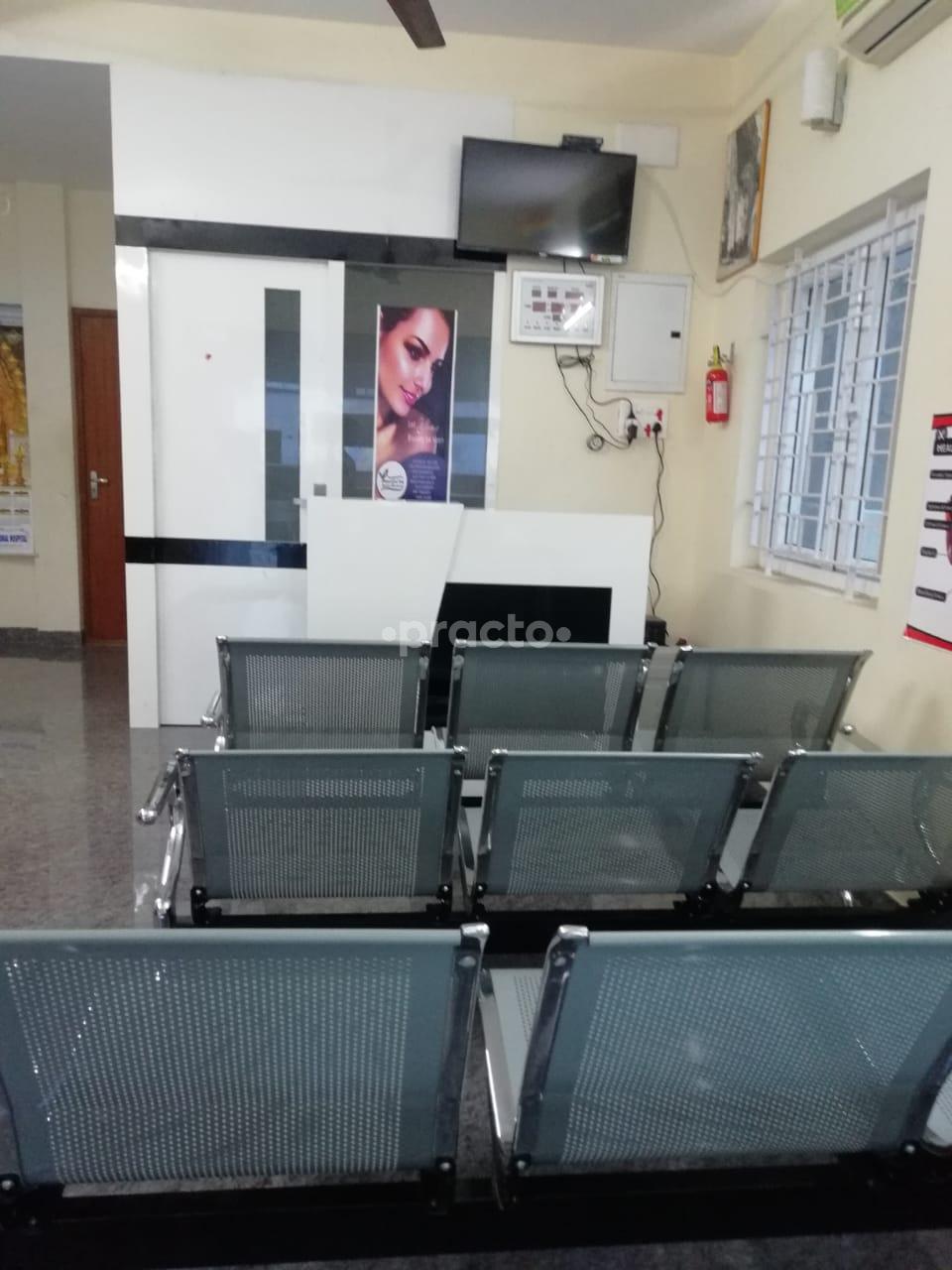 Waiting Area at Sri Sai Clinic Poonamalle Chennai