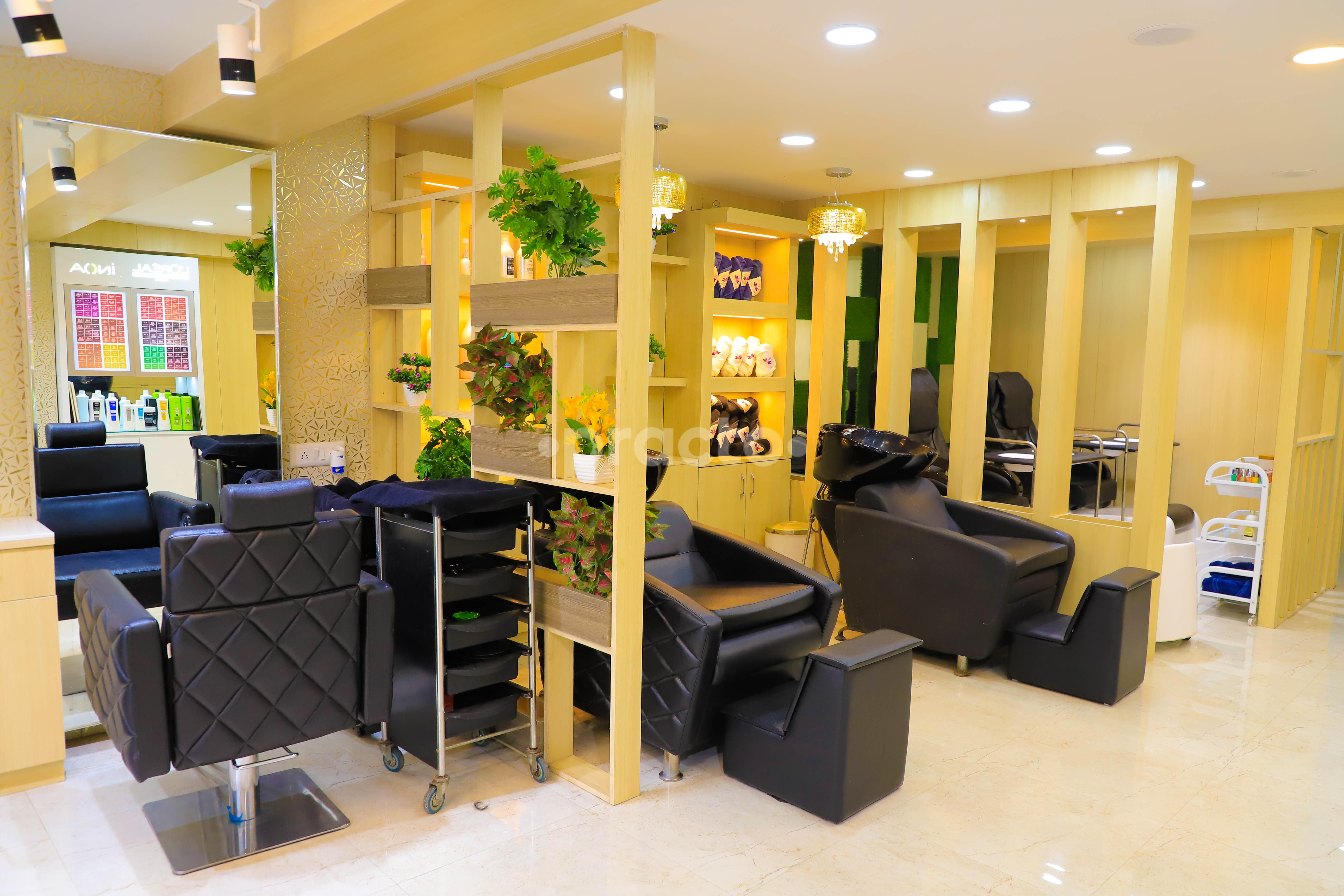 Shampoo Chair & Sink at Meadows Wellness India Pvt Ltd Sector 18 Noida