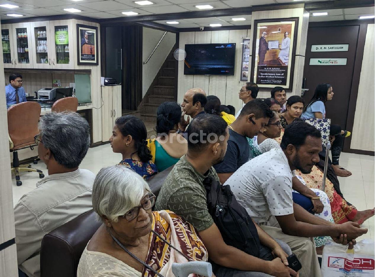 Waiting Area at Naturoveda Health World Park Circus Kolkata