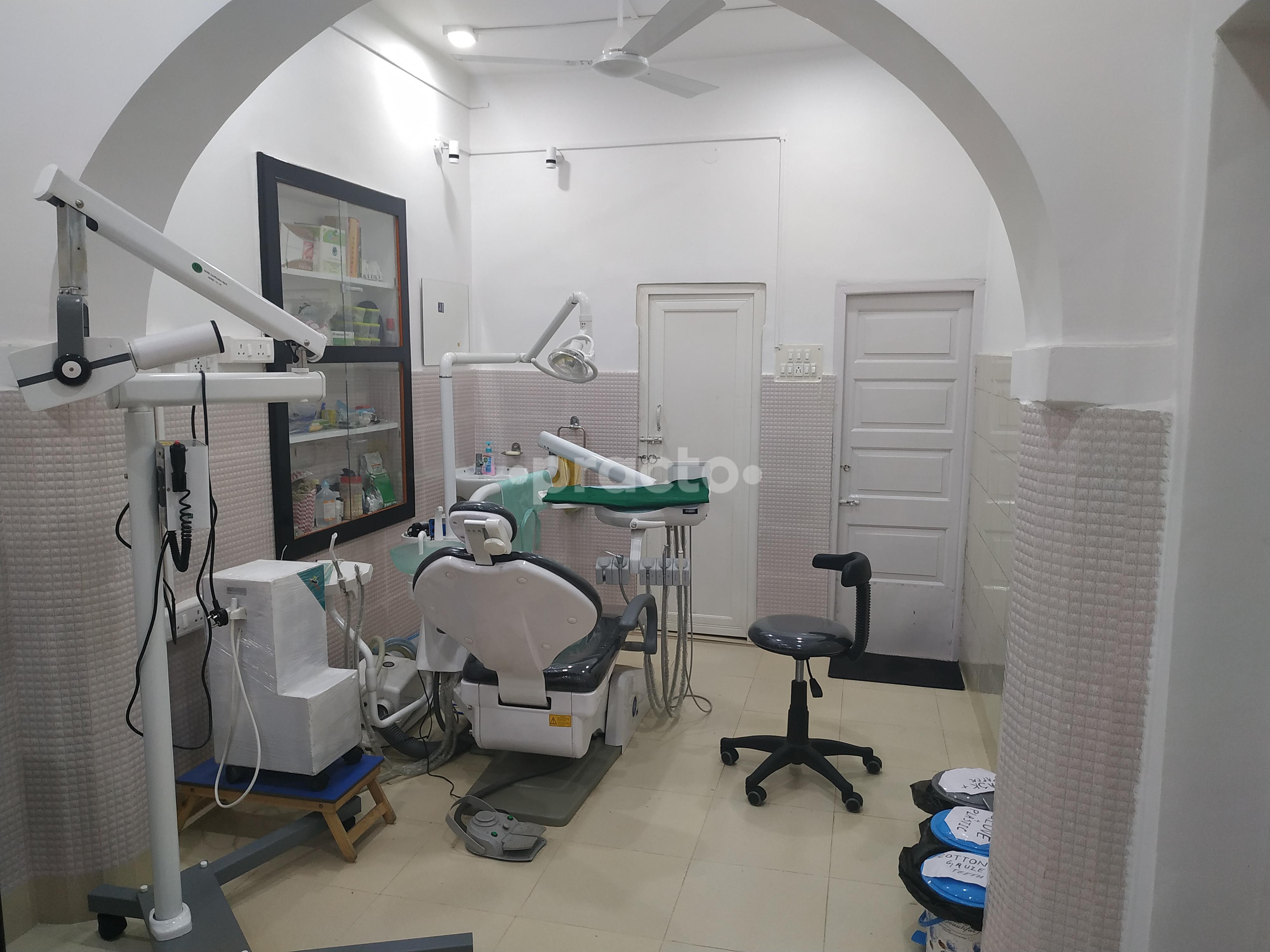 Consultation Room at Dentaire Manipal Garia Kolkata