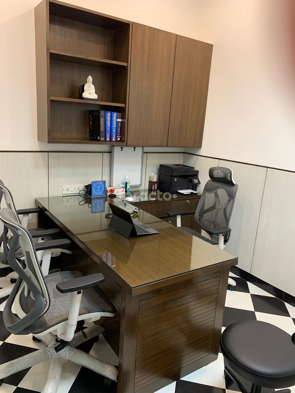 Consultation Room at Sahai Clinic And Diagnostics And Ultrasound Centre DLF Phase V Gurgaon