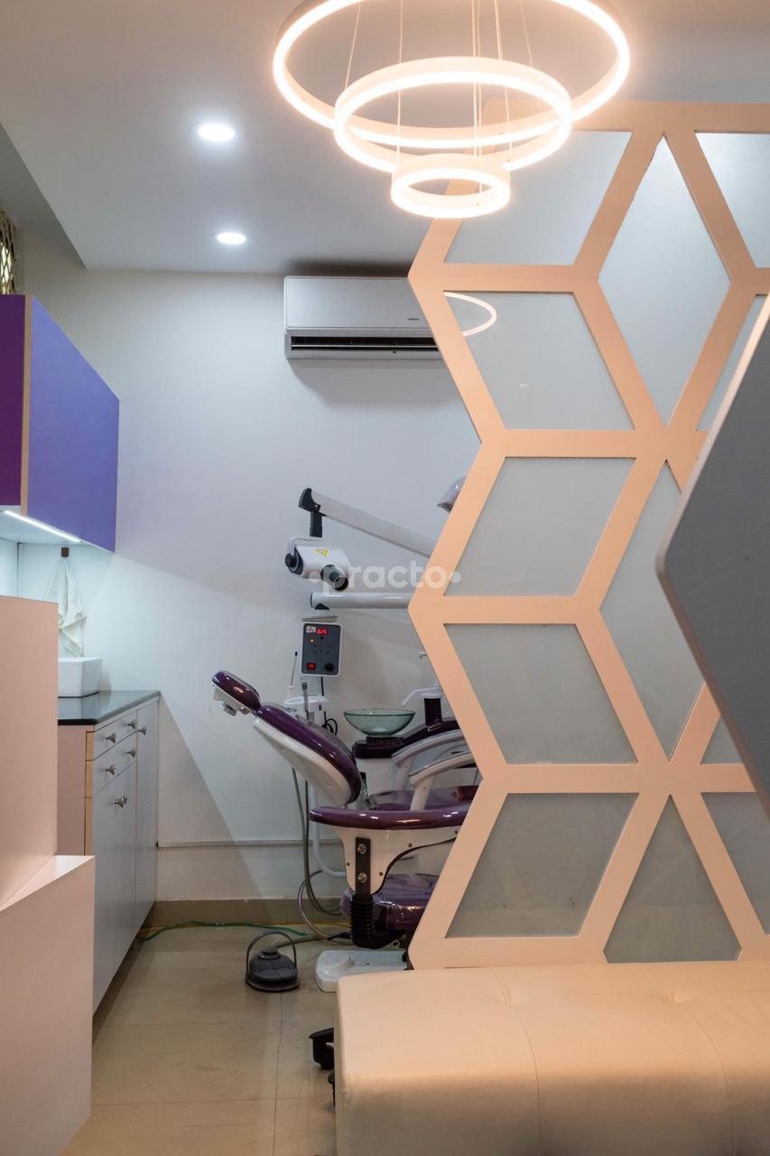 Waiting Area at Family Dental Dwarka Sector 11 Delhi