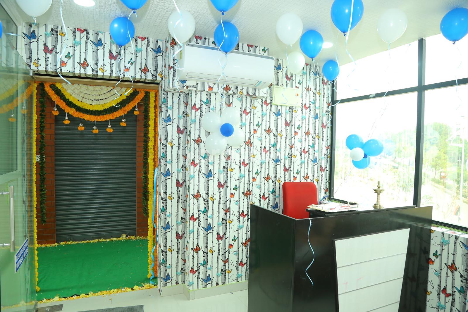Reception Area at Vicinity Clinics Manikonda Hyderabad
