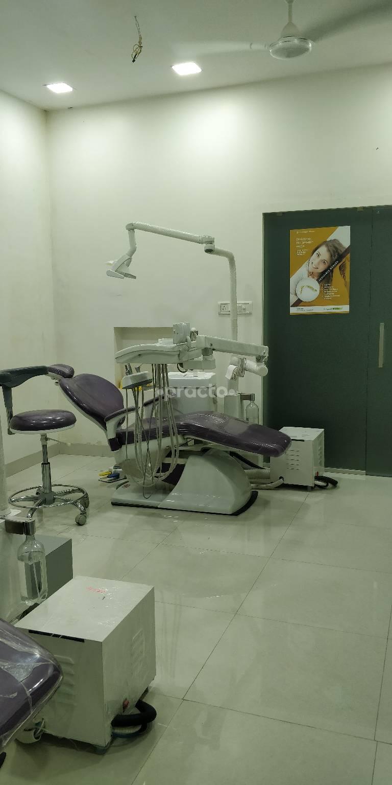 Dazzle Braces Dental Clinic Kandivali East Mumbai