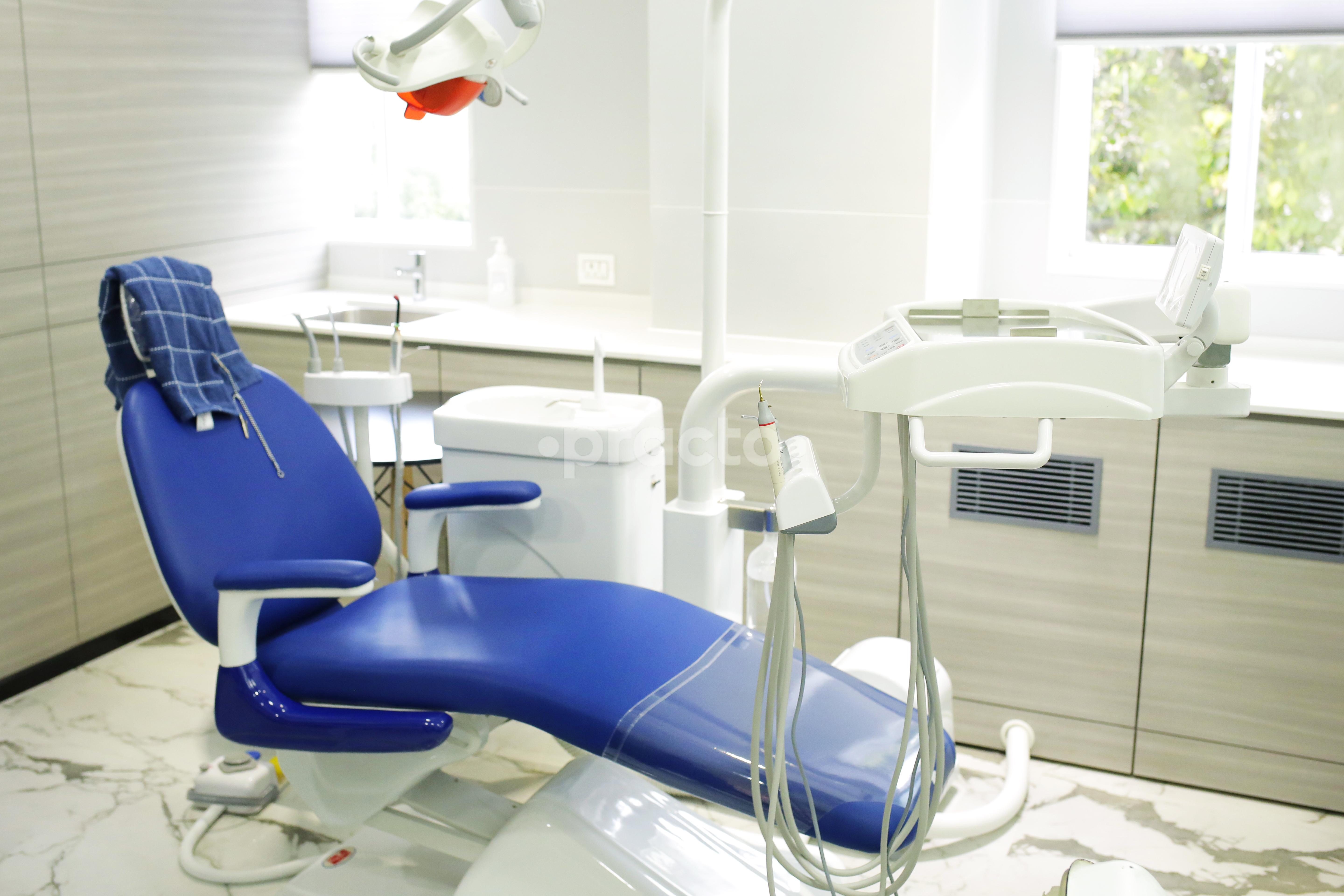 Equipment Area at The Dentique Camac Street Kolkata