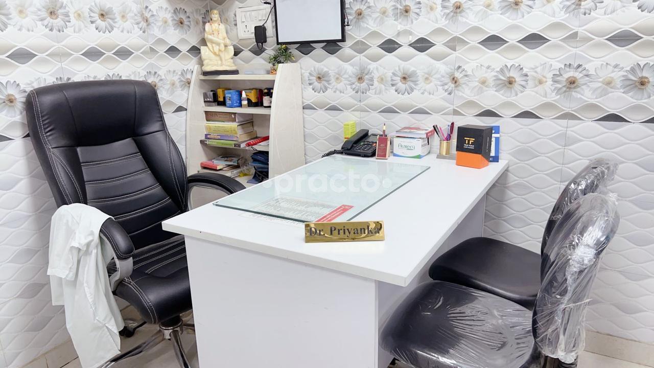 Consultation Room at SRPM Health Care Indirapuram Ghaziabad