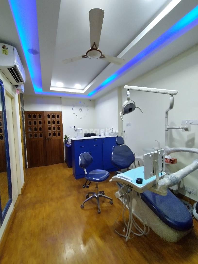 Consultation Room at Dr.Baskar's BK Eye & Dental Care Kasturba Nagar Chennai