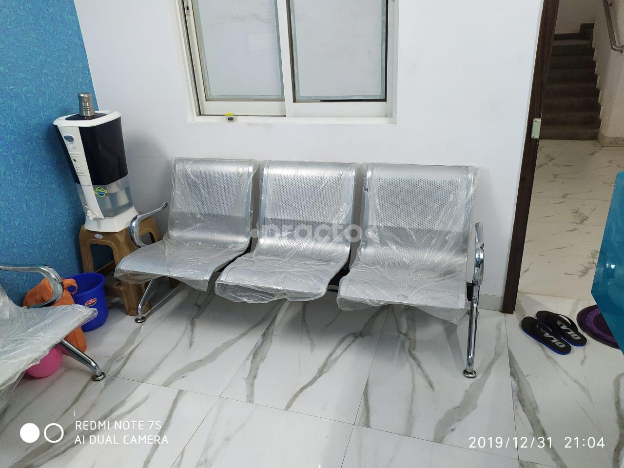 Waiting Area at Khade Diagnostic Centre Bavdhan Pune