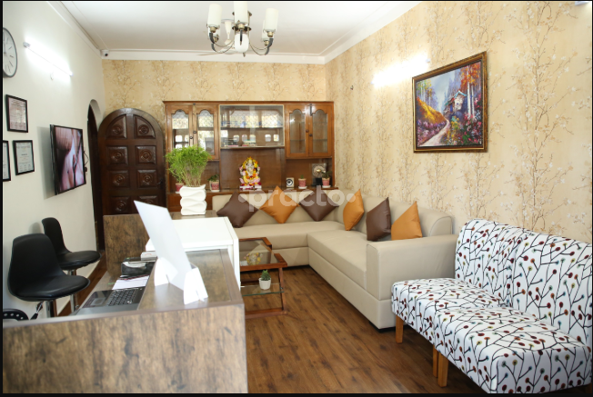 Reception Area at Eterna Vision and Asthetics Malviya Nagar Delhi
