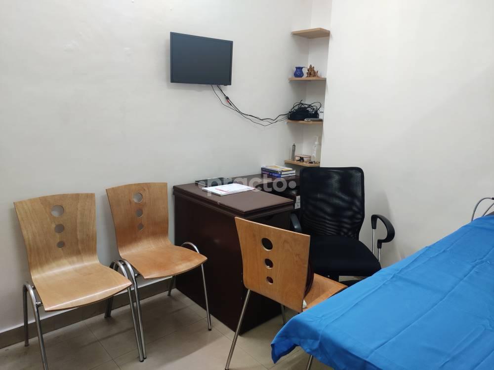 Waiting Area at Dr Sushma ENT Clinic JP Nagar 1 Phase Bangalore