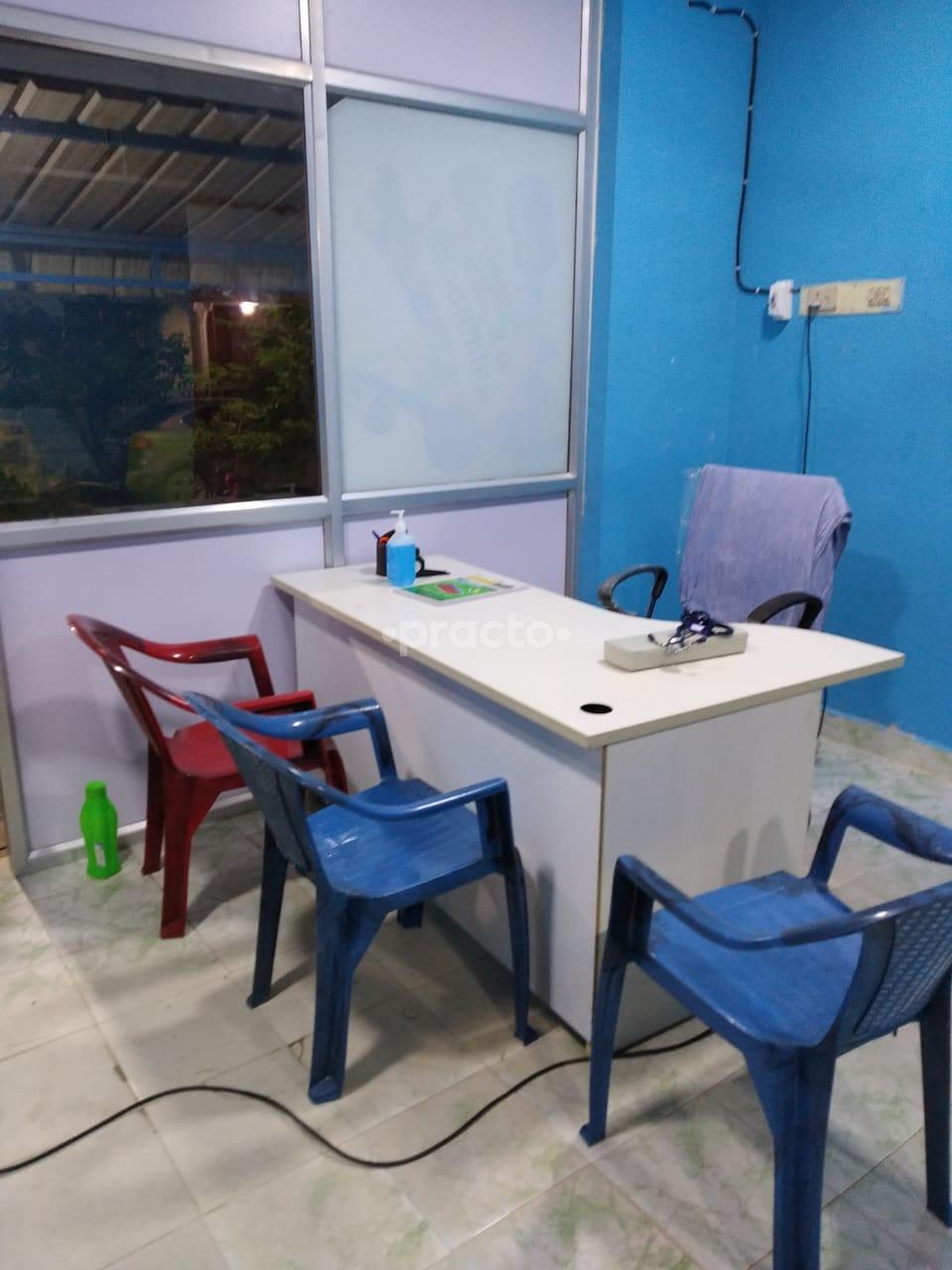 Consultation Room at Dr Relaxant Cliniq Mugalivakkam Chennai