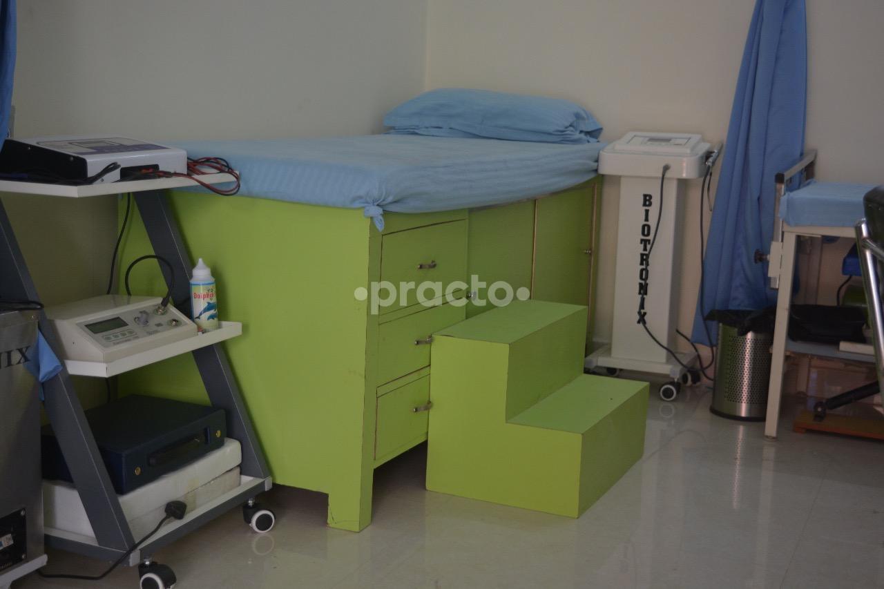 Examination Room at Pushkar's Sports Physio Hub Patel Nagar Gurgaon