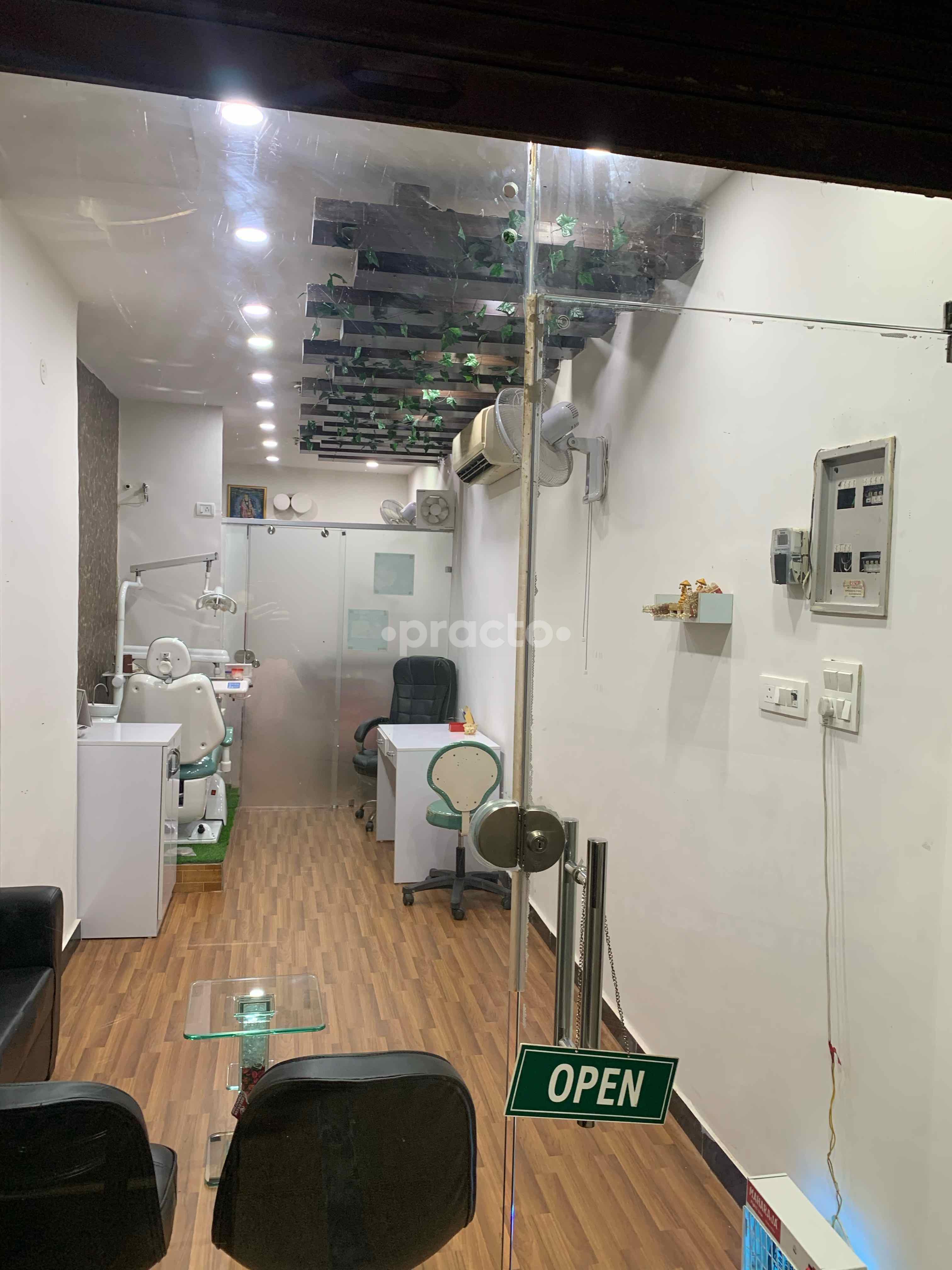Equipment Area at Confi Dental Clinic Sector 50 Noida