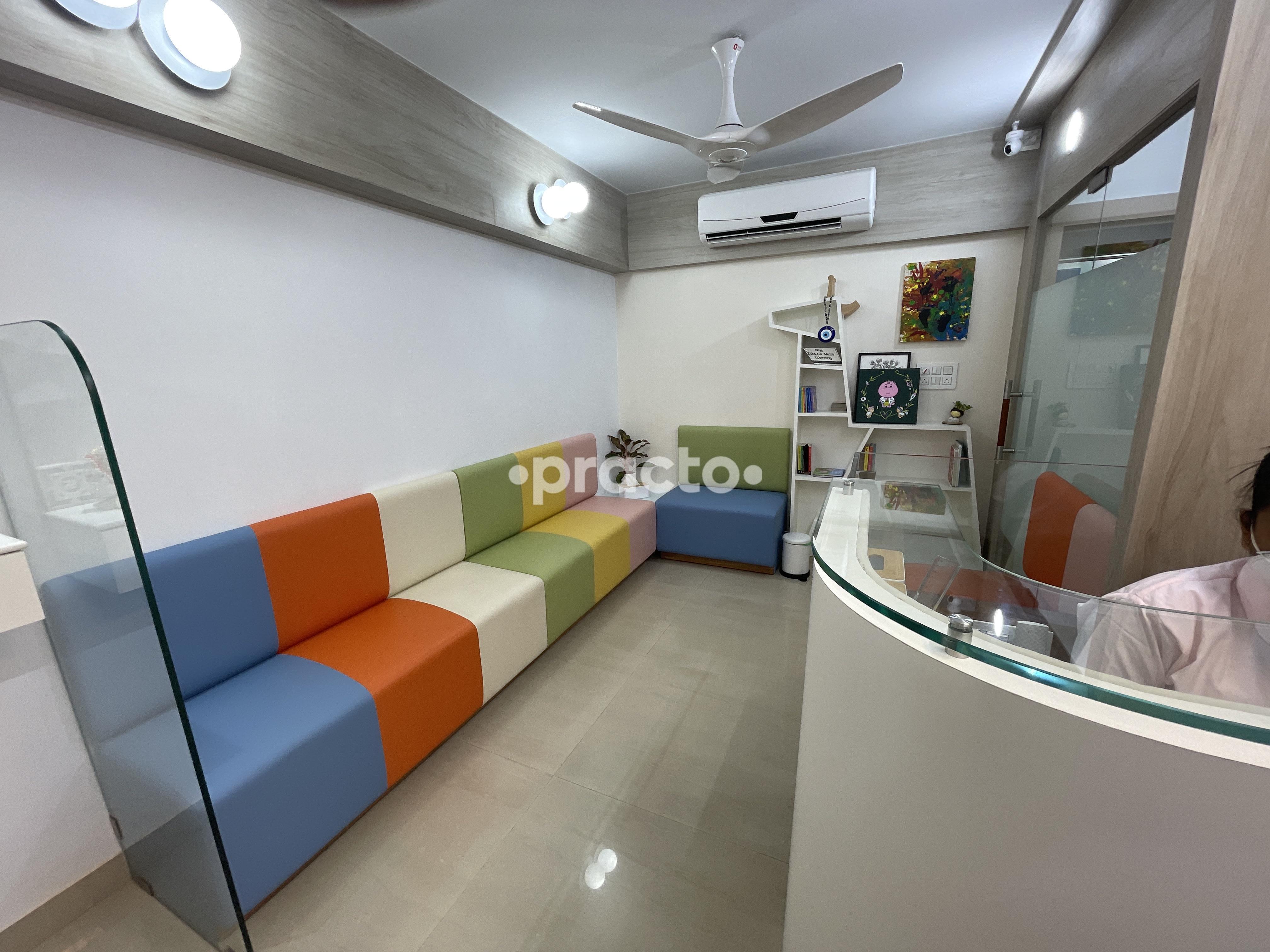 Dr Saloni Pahwa Bandra West Mumbai