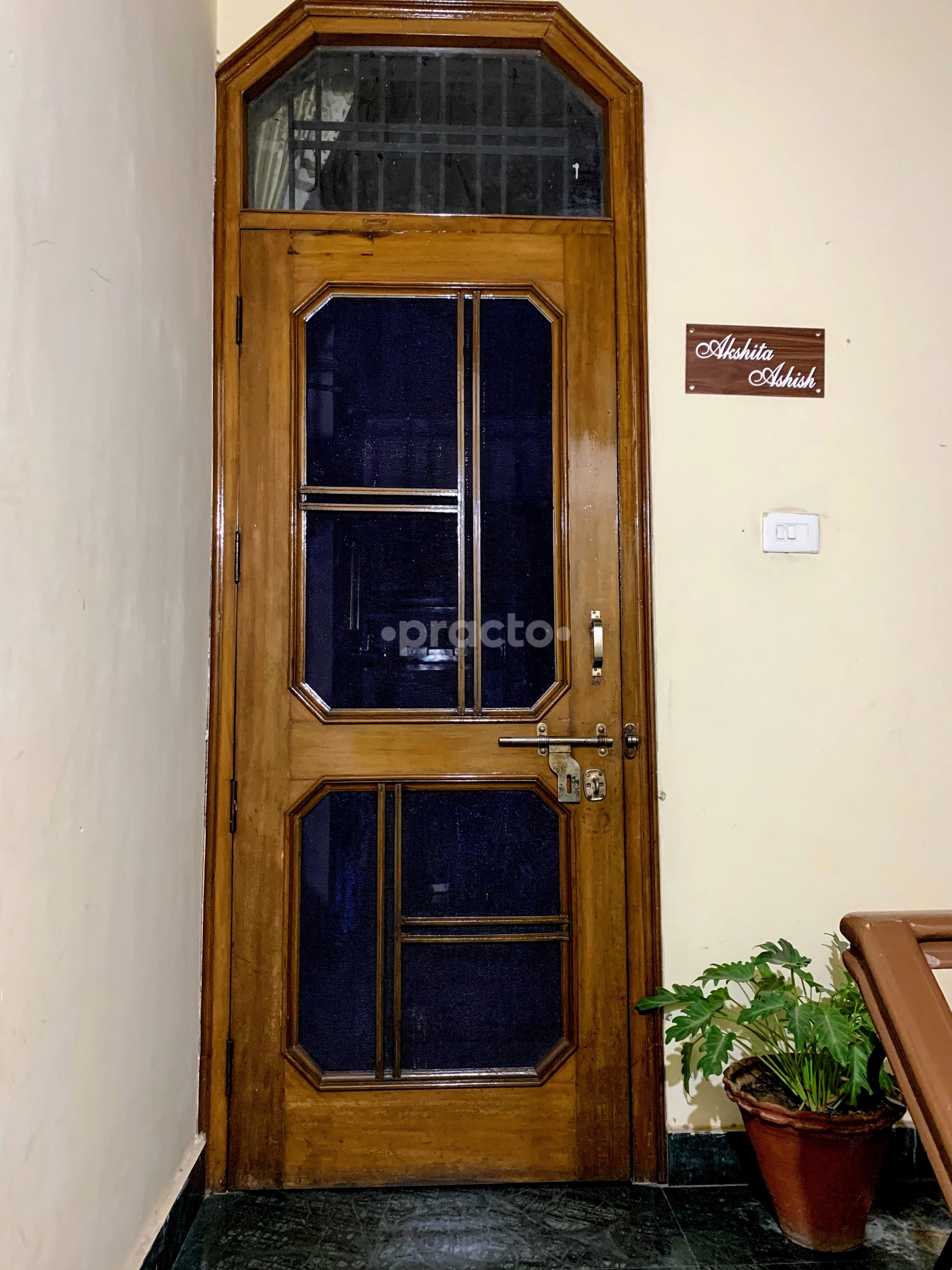 Entrance at Dr Ashish Rana Clinic Sector 44 Chandigarh