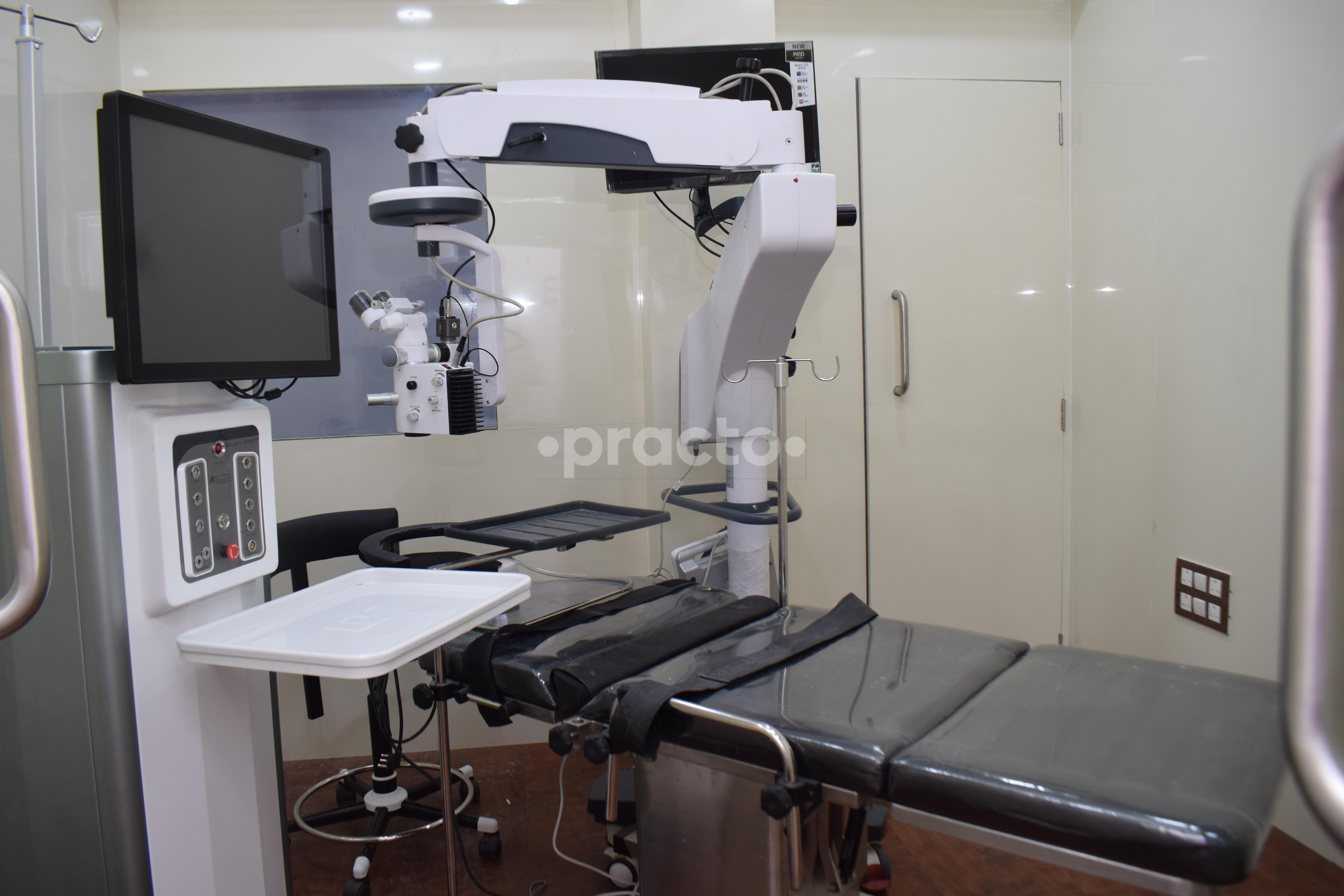 Operation Room at Crystal Clear Eye Institute Andheri West Mumbai