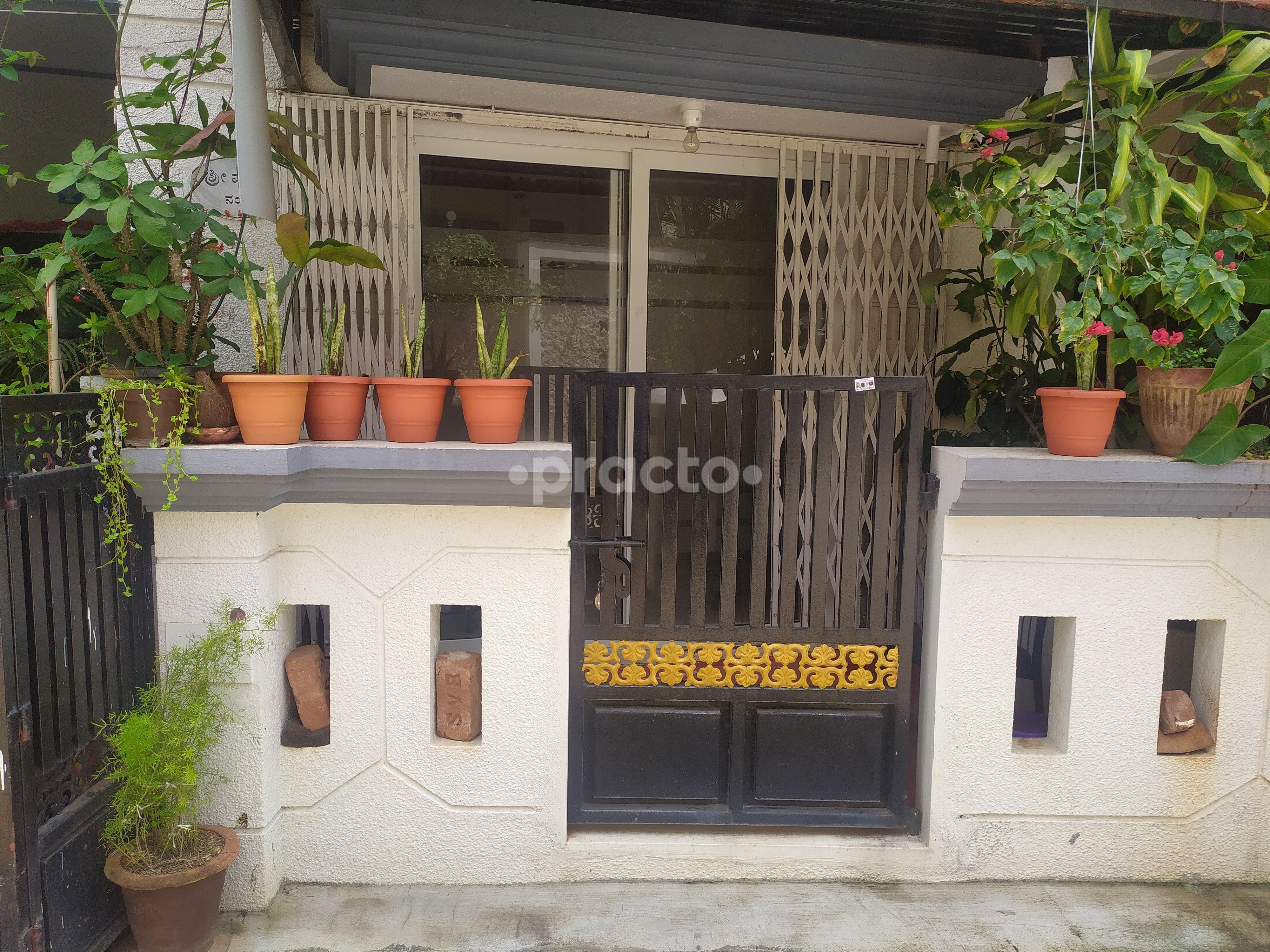 Waiting Area at Expert Dental Care Padmanabhanagar Bangalore