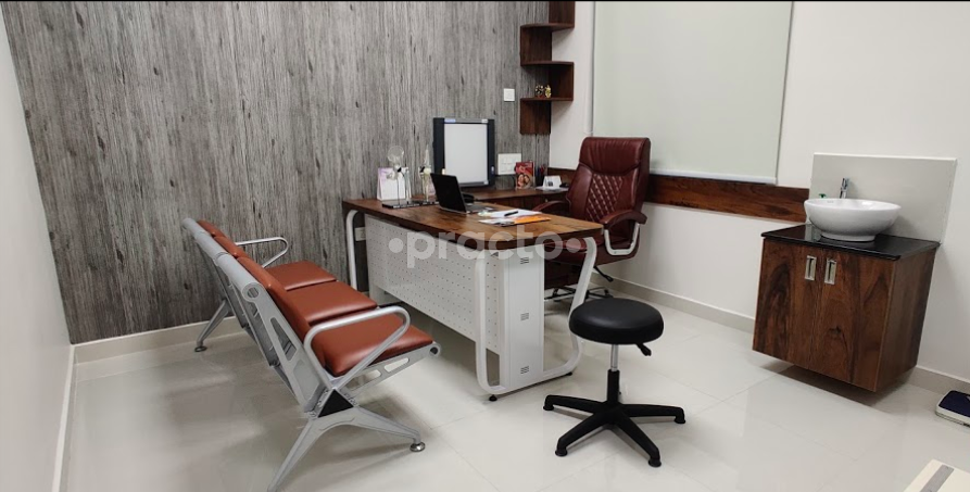 Consultation Room at Sun Orthopaedic Centre Vidyaranyapura Bangalore