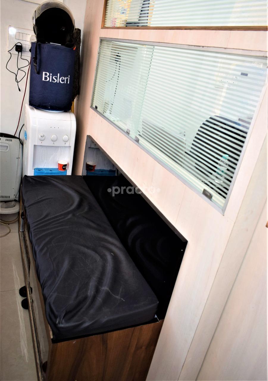 Waiting Area at Dhingra Dental Clinic Rawatpara Agra