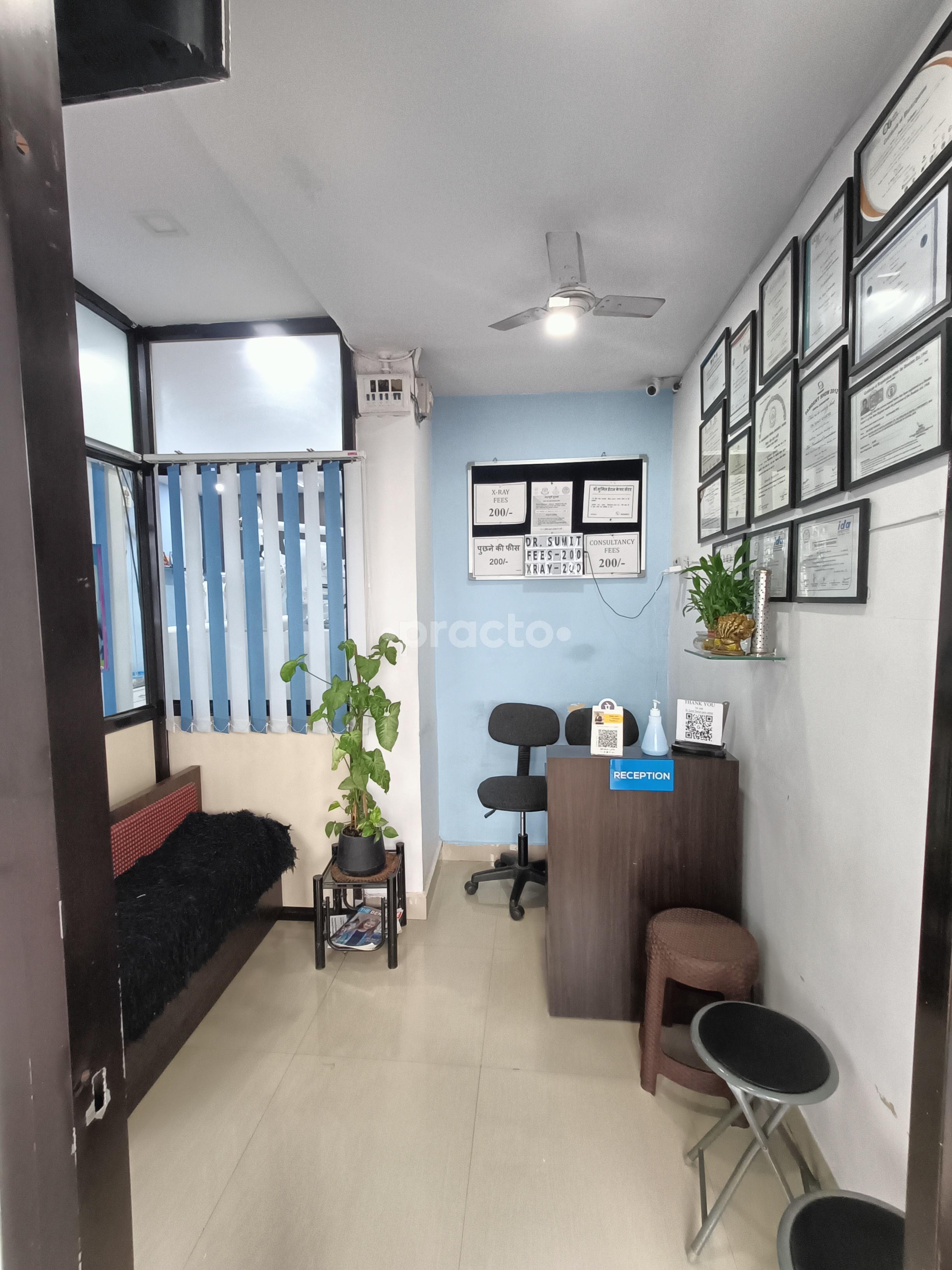 Waiting Area at Dr.Sumit Dental Care Centre Shahpura Bhopal