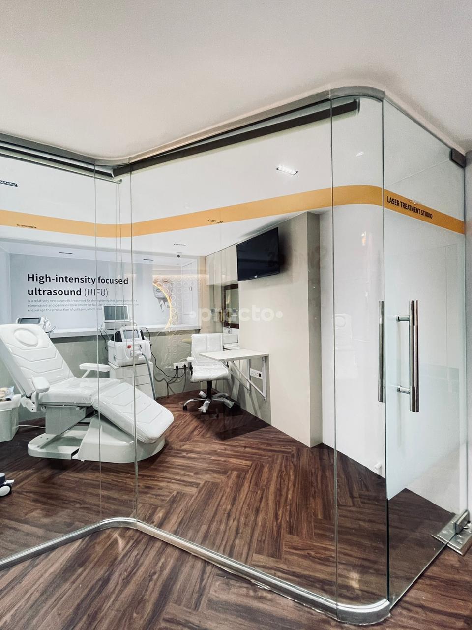 Consultation Room at AgeConcepts  Aesthetic and Dental Centre Seawoods Navi Mumbai
