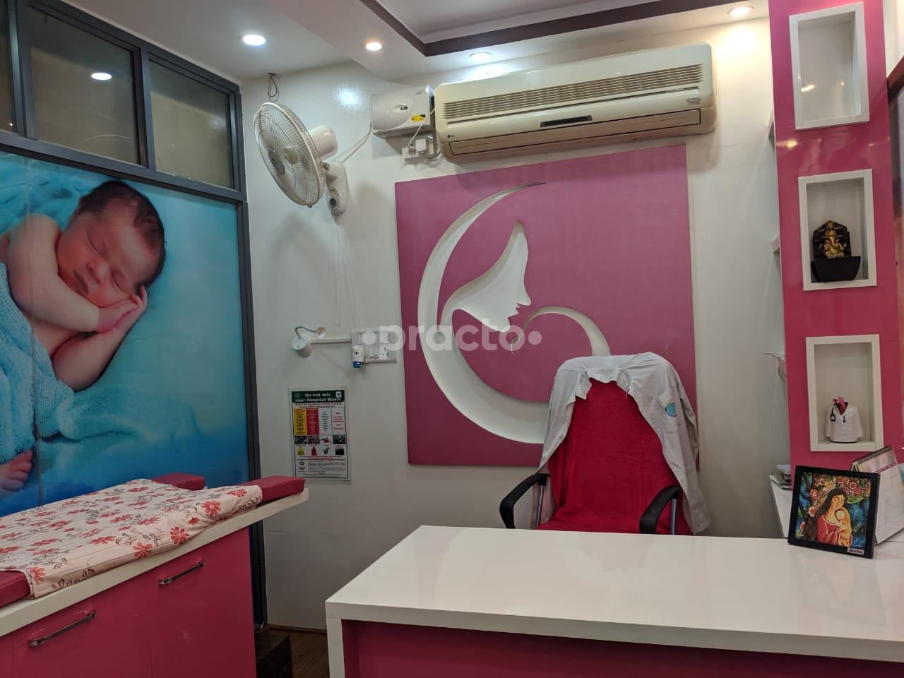 Consultation Room at Hema Women's and Fertility Center Kanakpura Road Bangalore
