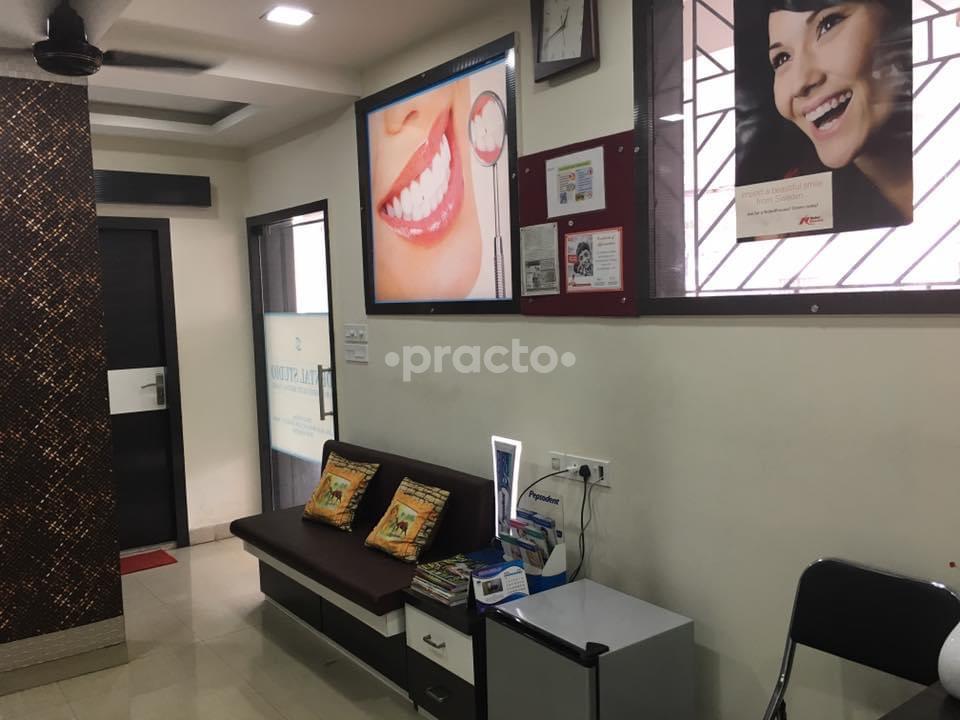 Reception Area at Dental Studio Bhawanipore Kolkata