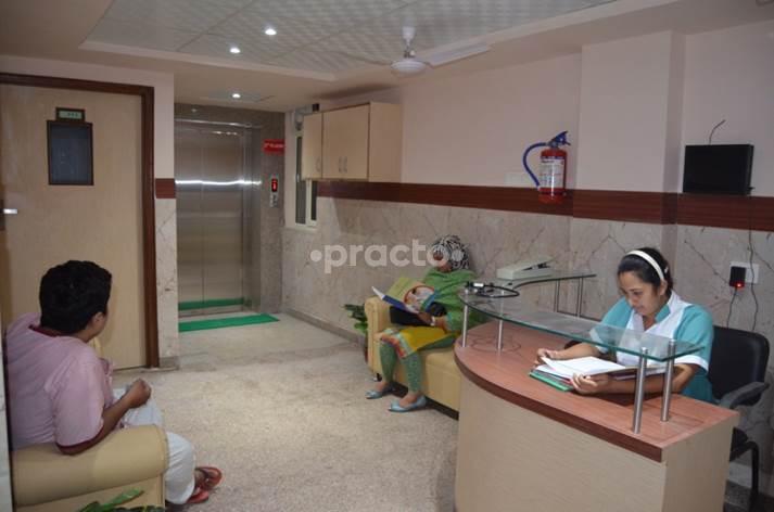 General Ward Room at Noida Asthma And Chest Clinic Sector 22 Noida